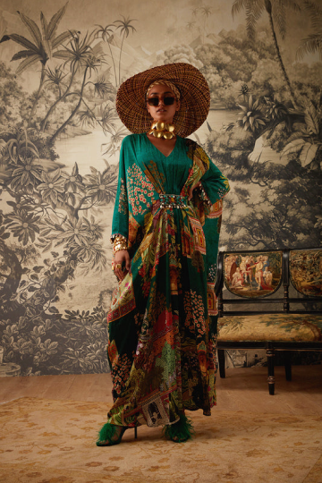 AAMNA KAFTAN