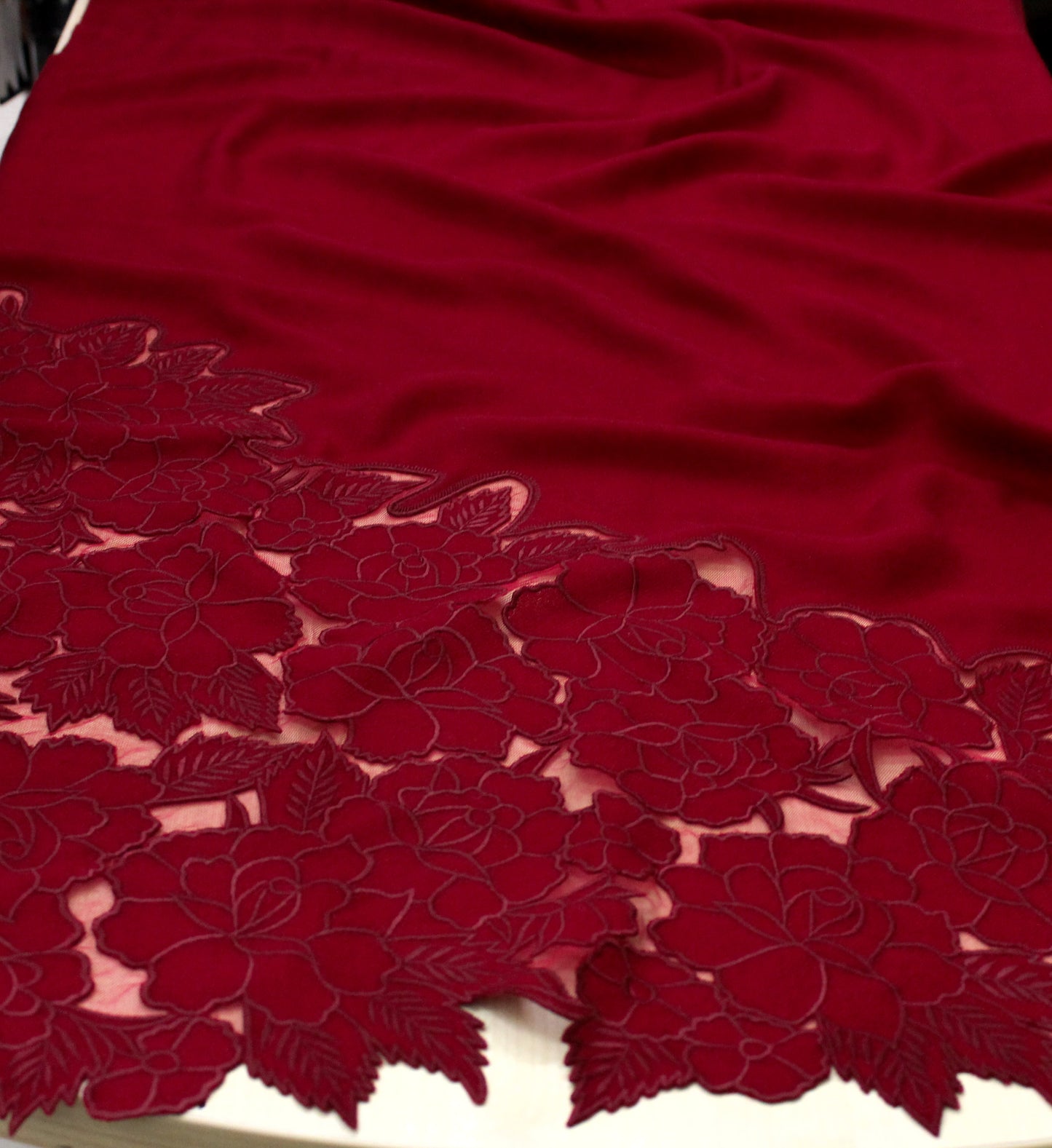 A ROSE DREAM EMBROIDERED STOLE