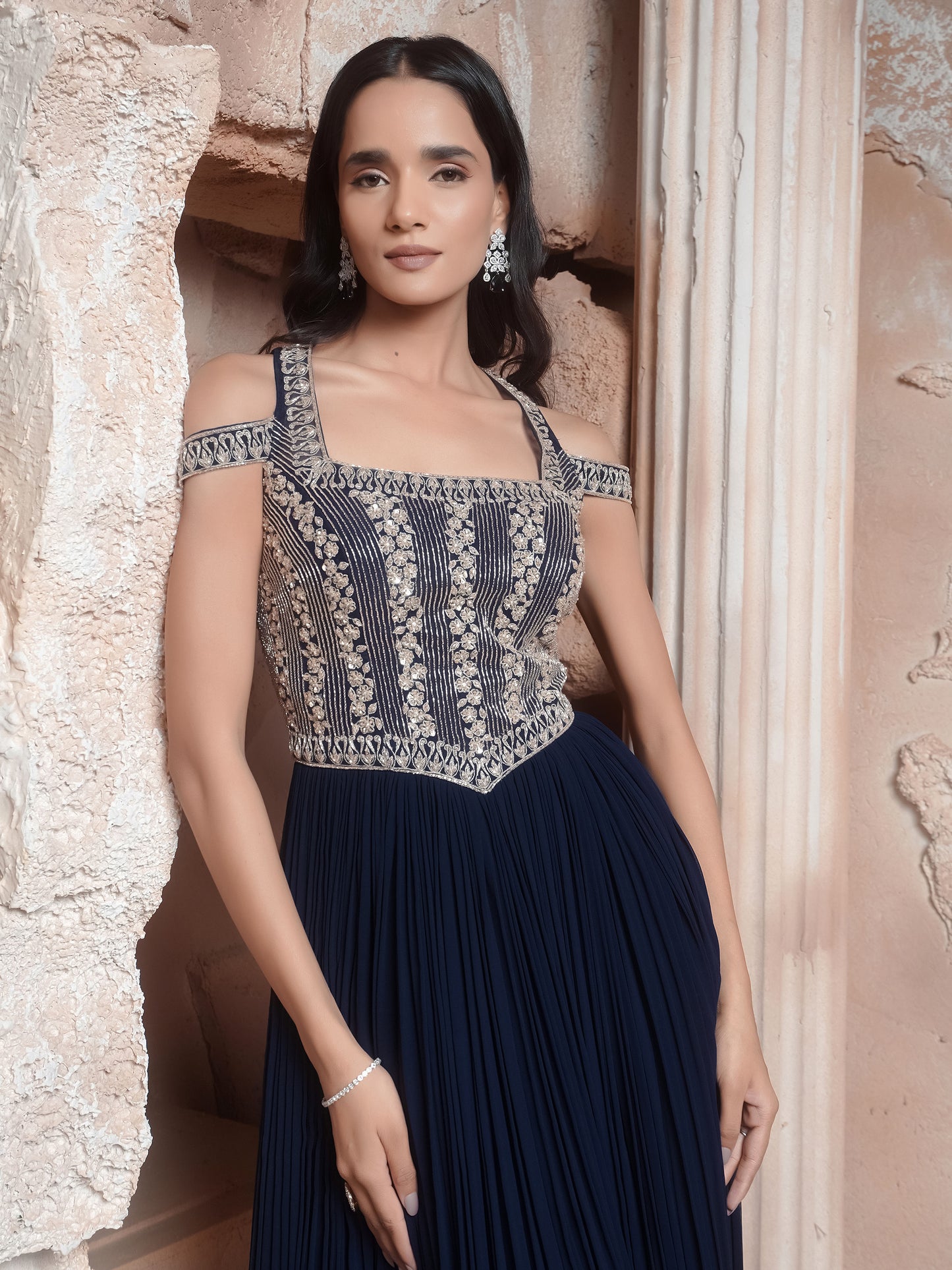 NAVY GOWN