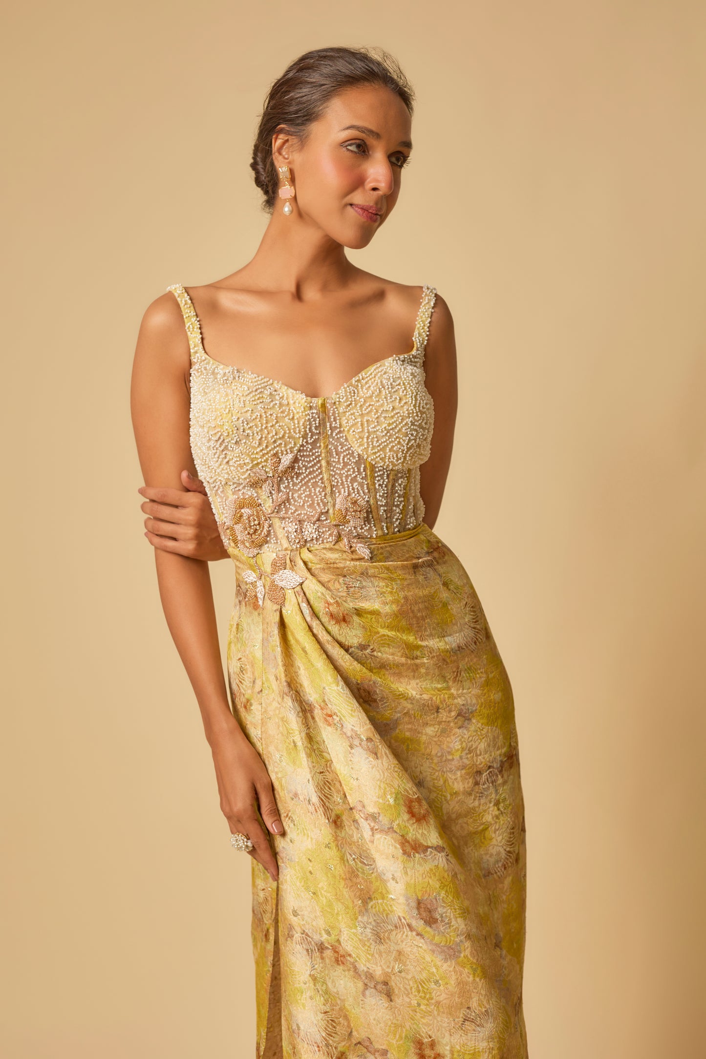 YELLOW GOWN
