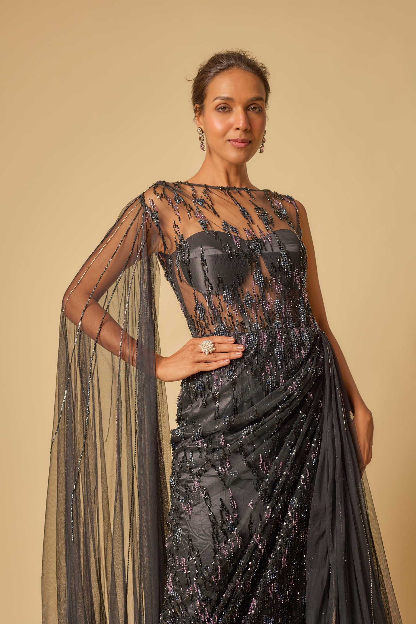 BLACK GOWN