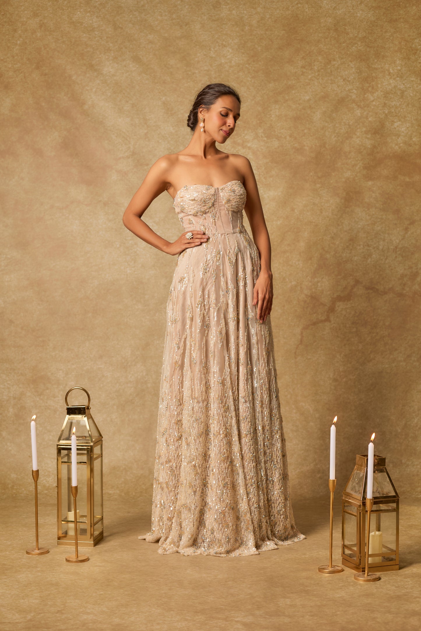 NUDE GOWN