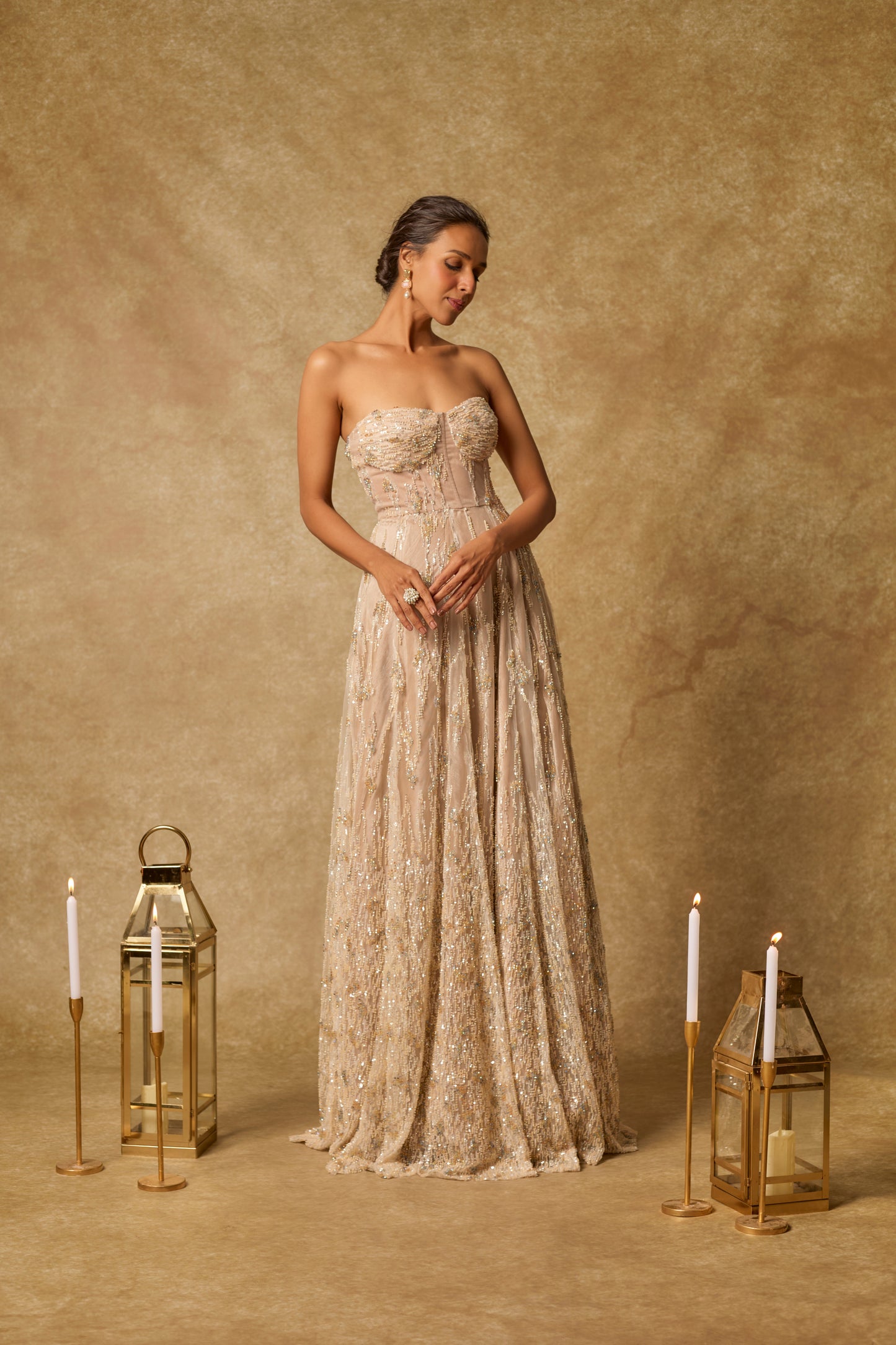 NUDE GOWN