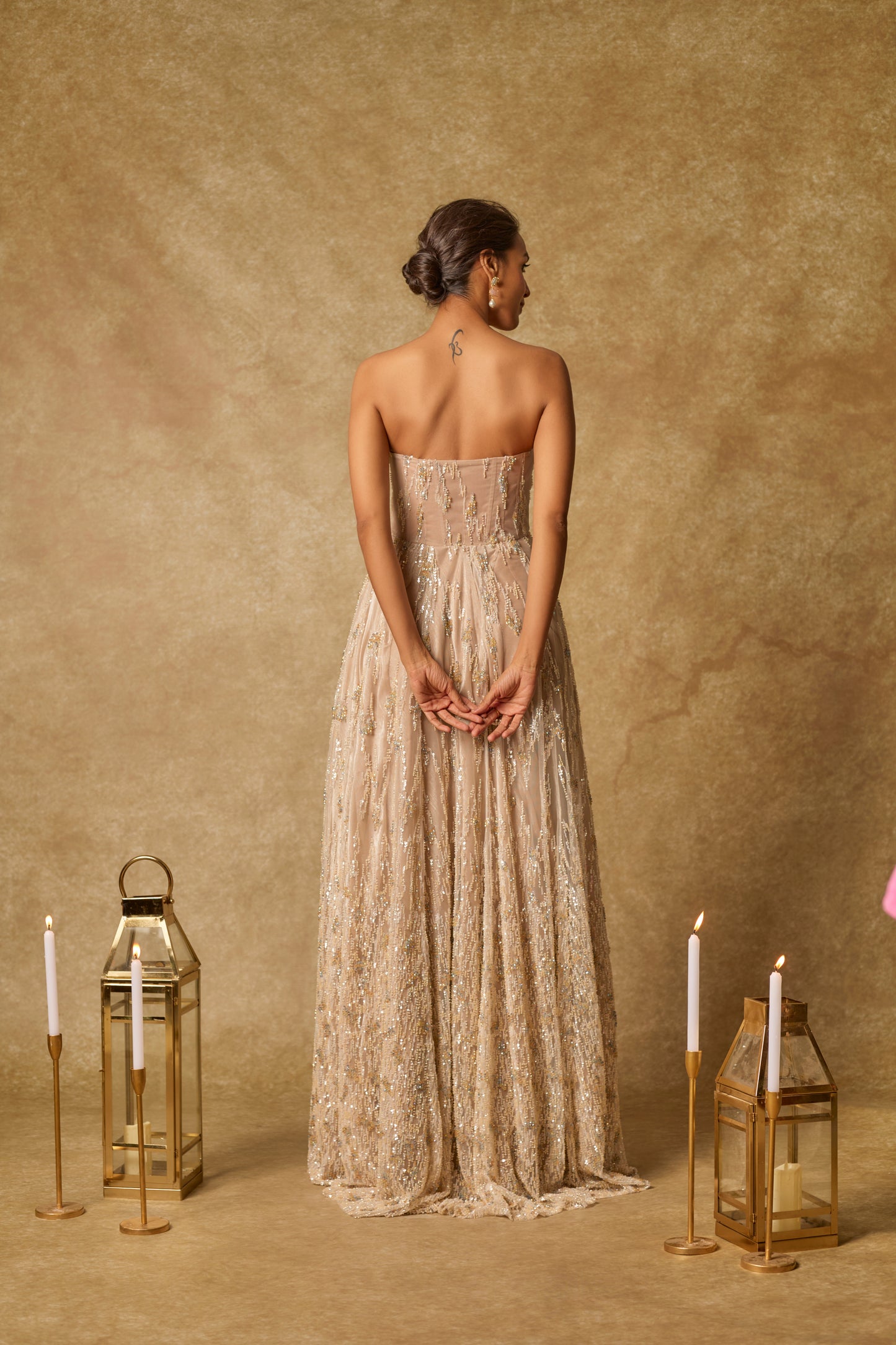 NUDE GOWN