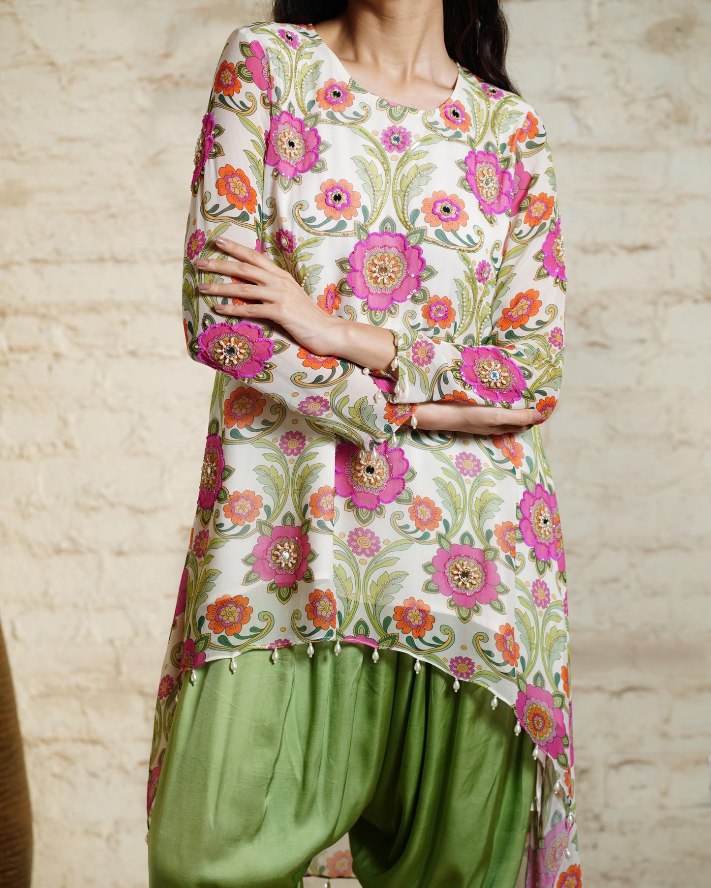 NUSRAT HIGH LOW IVORY TUNIC & DHOTI