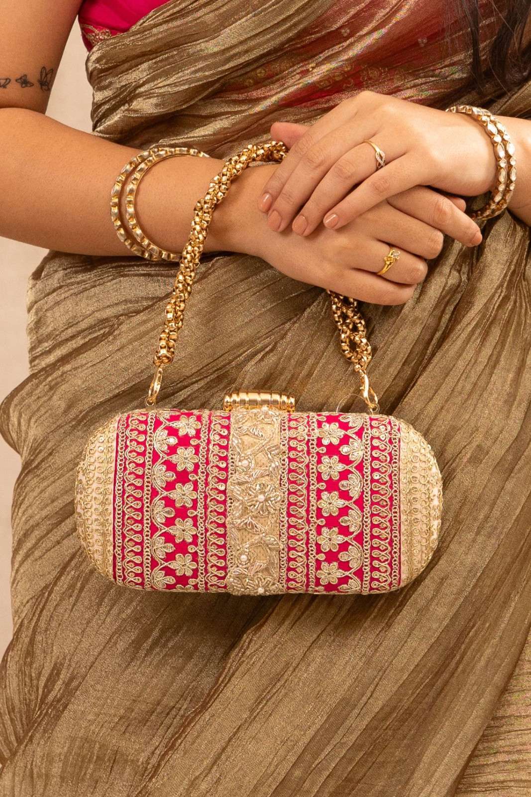 NAAZ CAPSULE CLUTCH