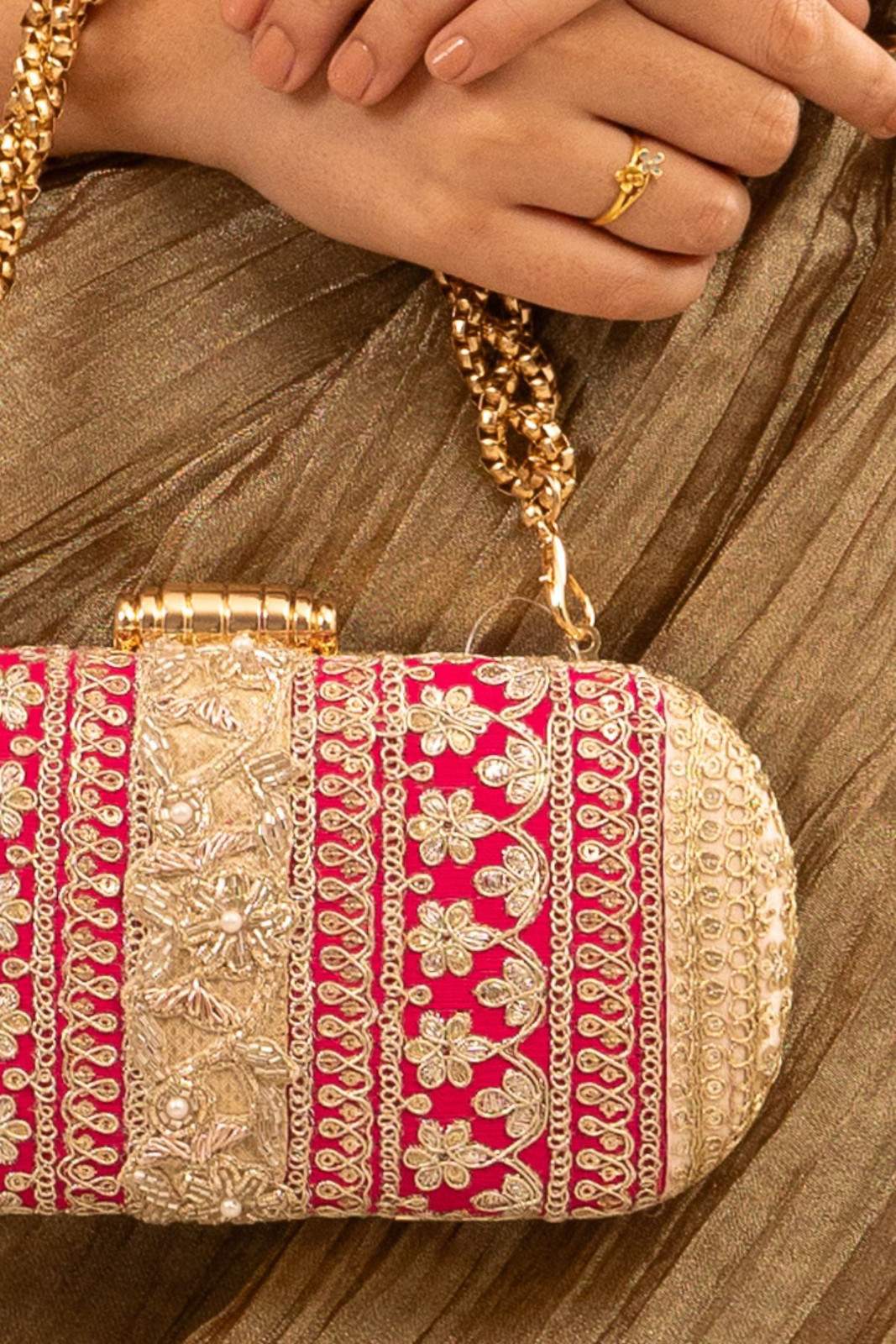 NAAZ CAPSULE CLUTCH