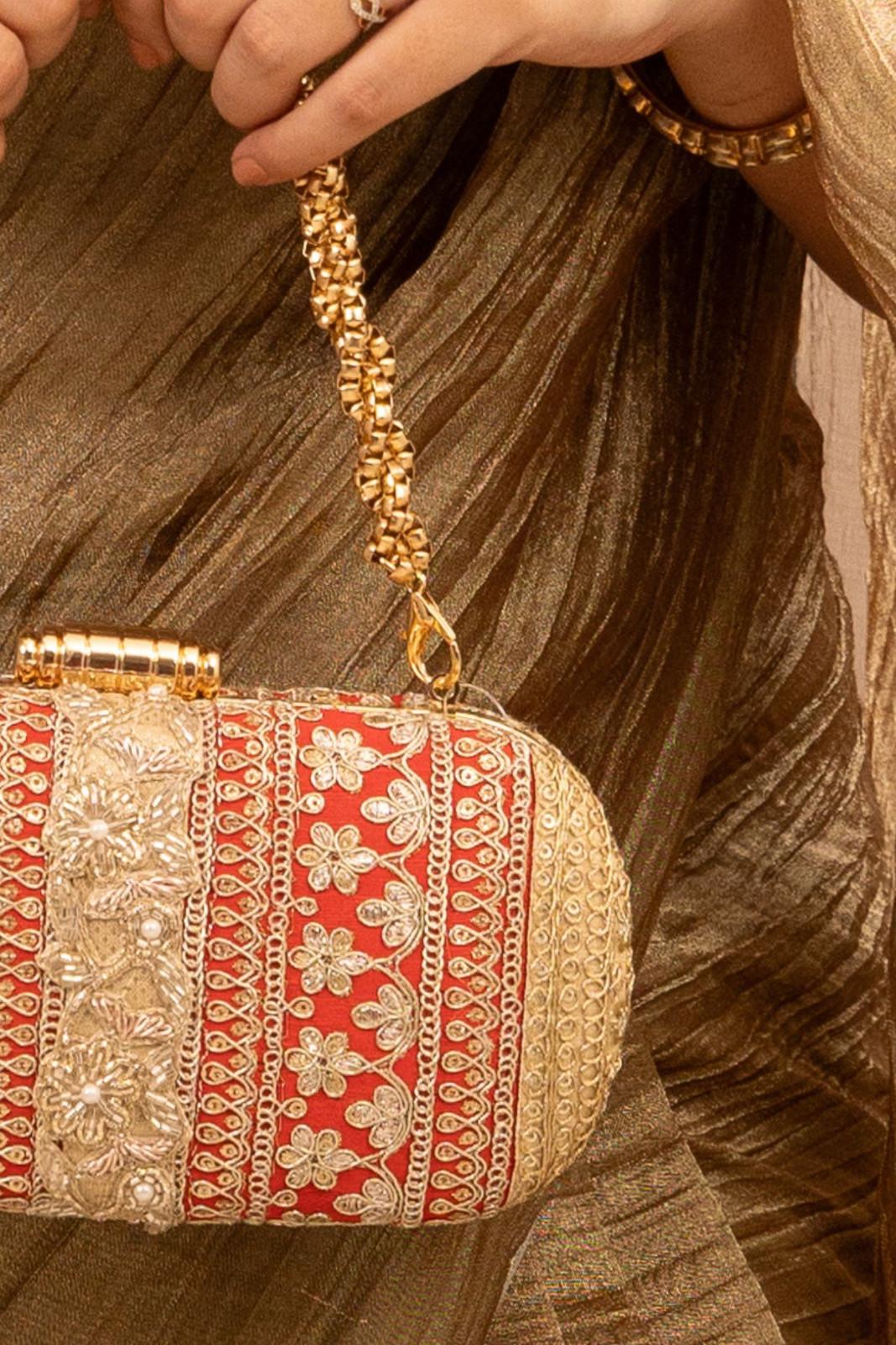 NAAZ CAPSULE CLUTCH