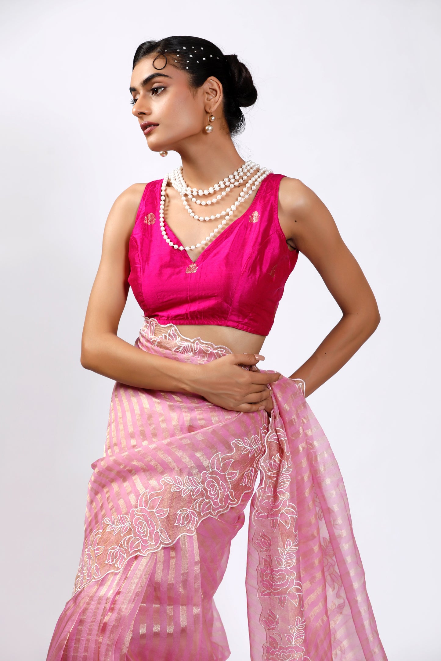 HANDWOVEN TISSUE FLORAL THREADWORK SAREE