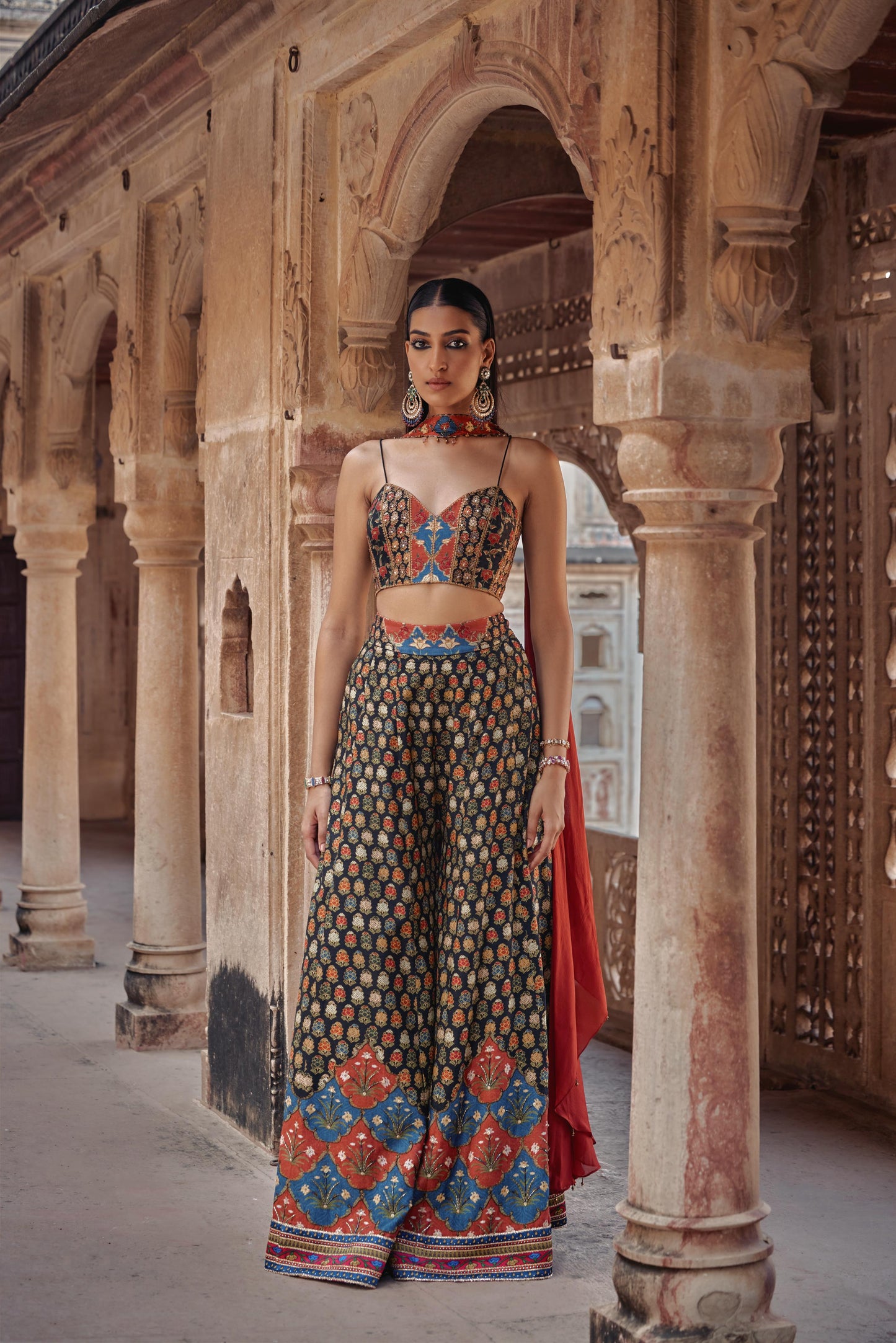 SAIMA SHARARA SET