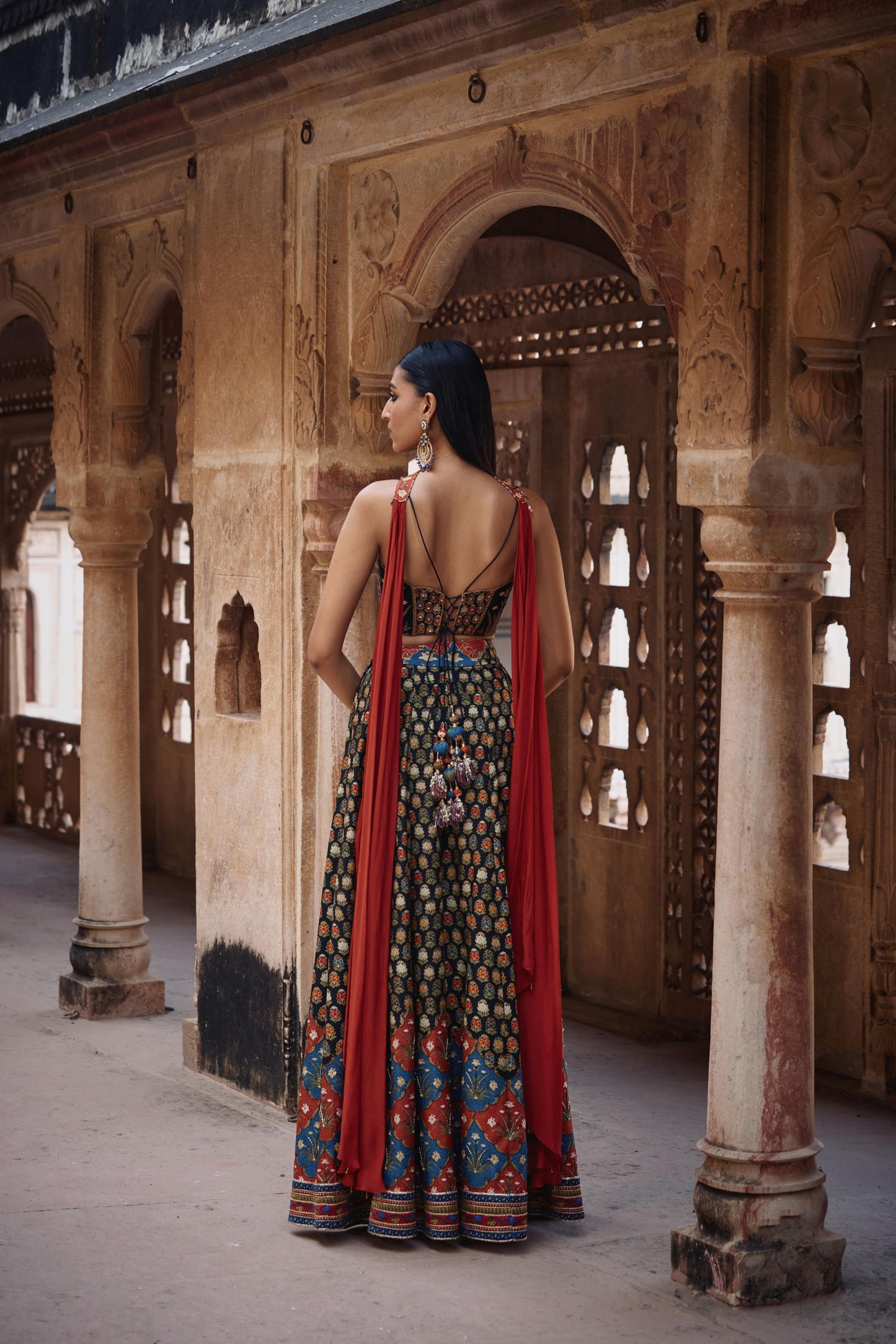 SAIMA SHARARA SET