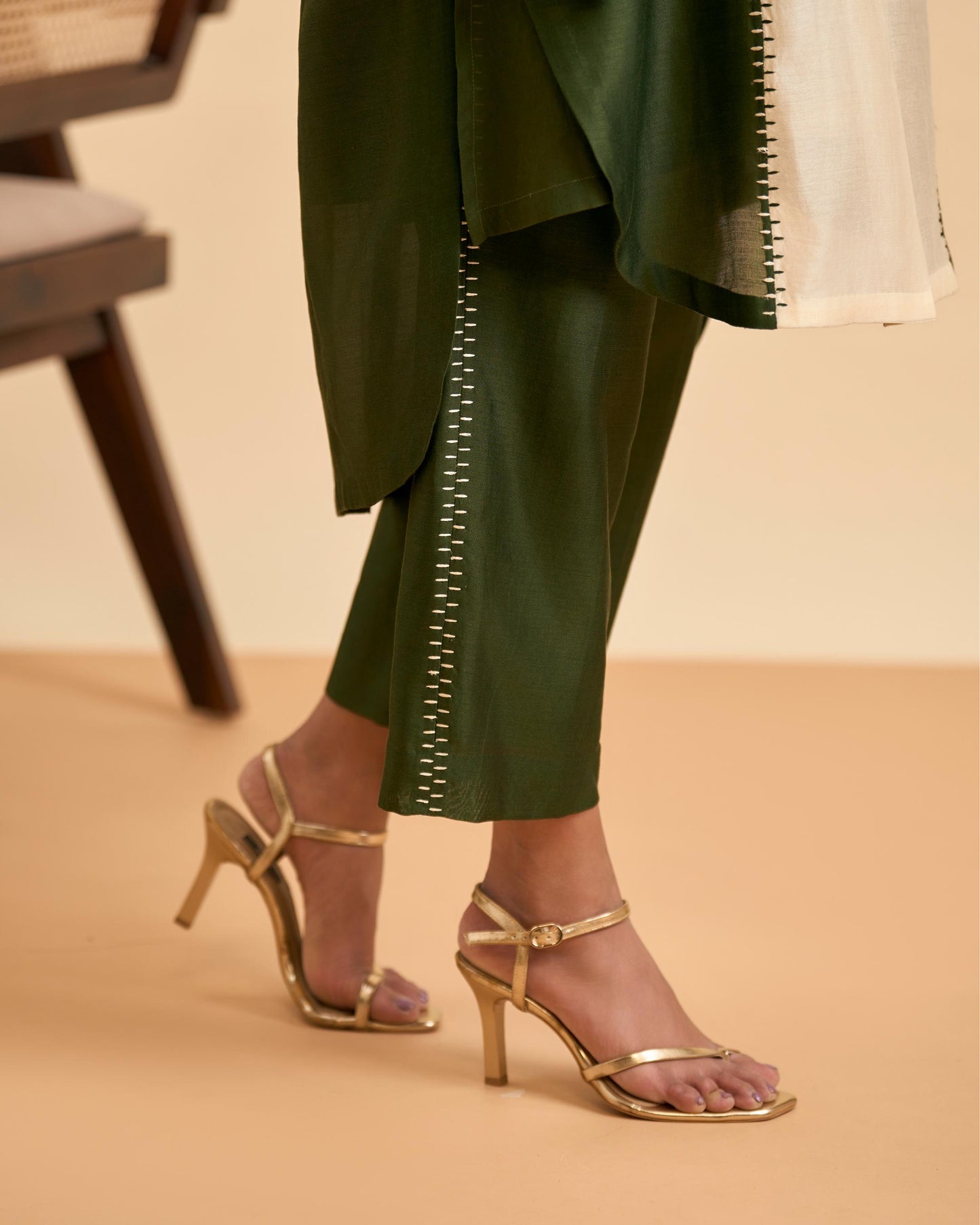 OLIVE MYSTIQUE SUIT SET