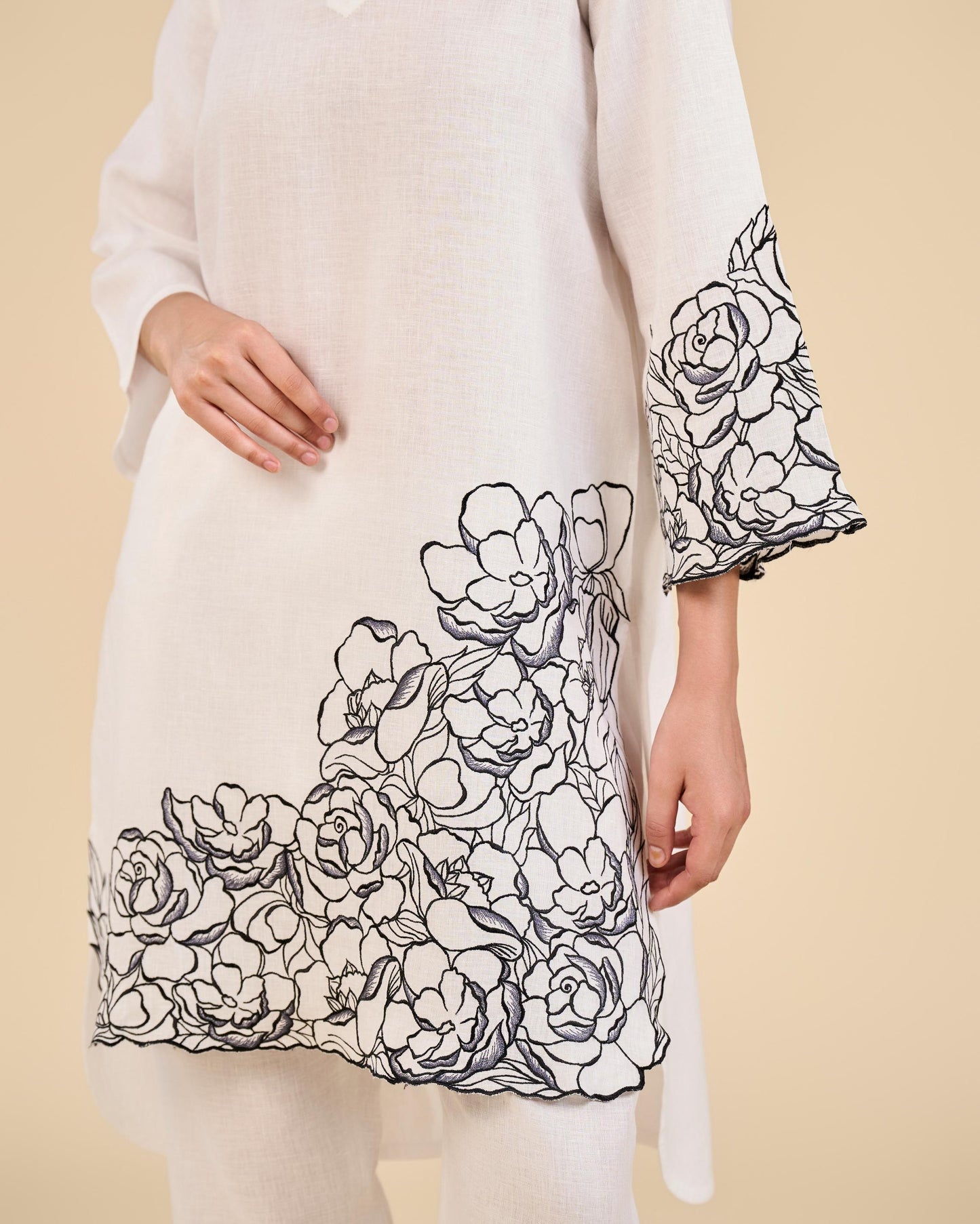 ROSE GARDEN SUIT SET