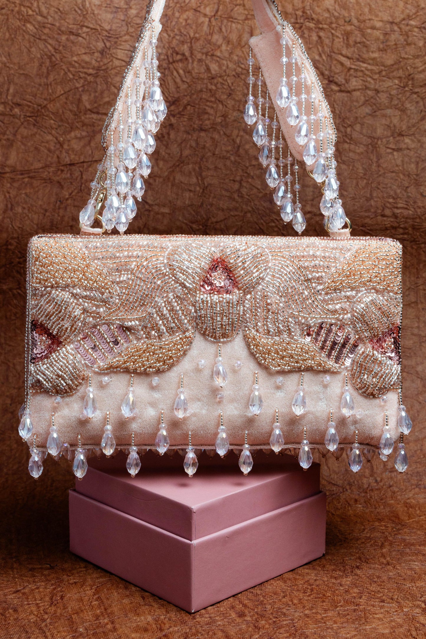 ORNATE RADIANCE KASSE