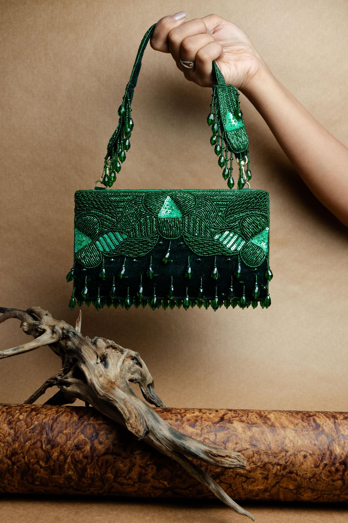 ORNATE RADIANCE KASSE