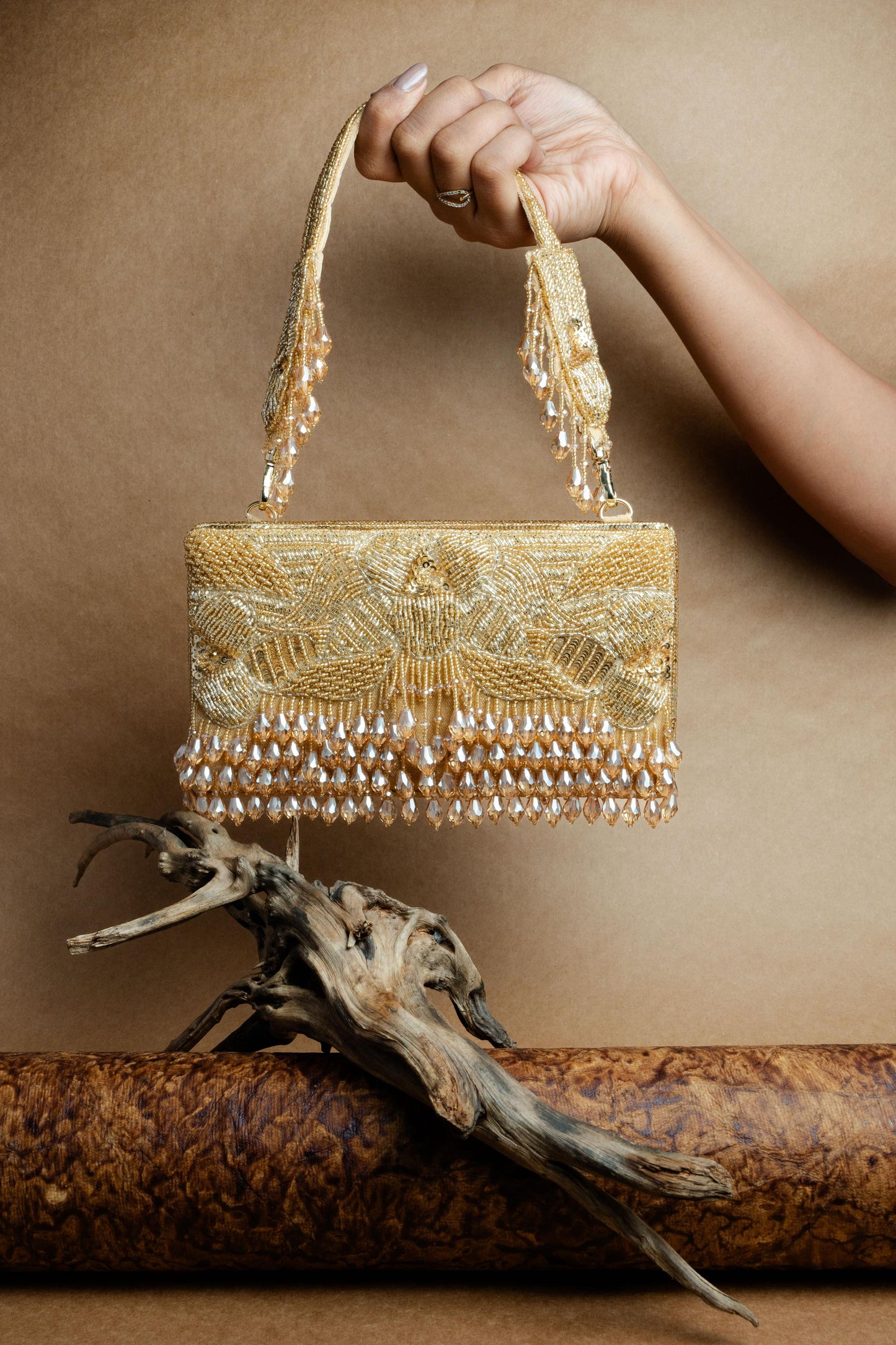 ORNATE RADIANCE KASSE