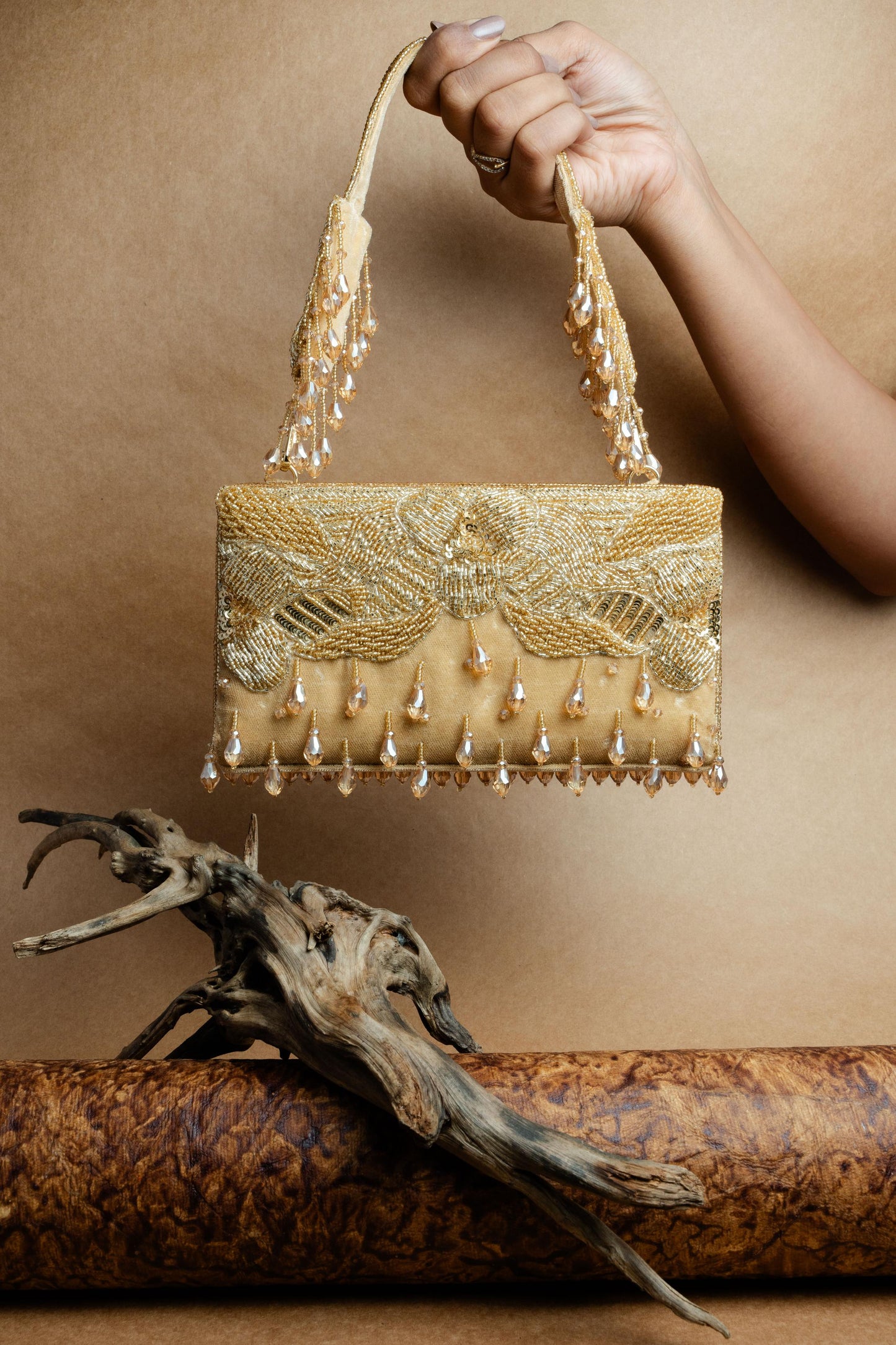 ORNATE RADIANCE KASSE