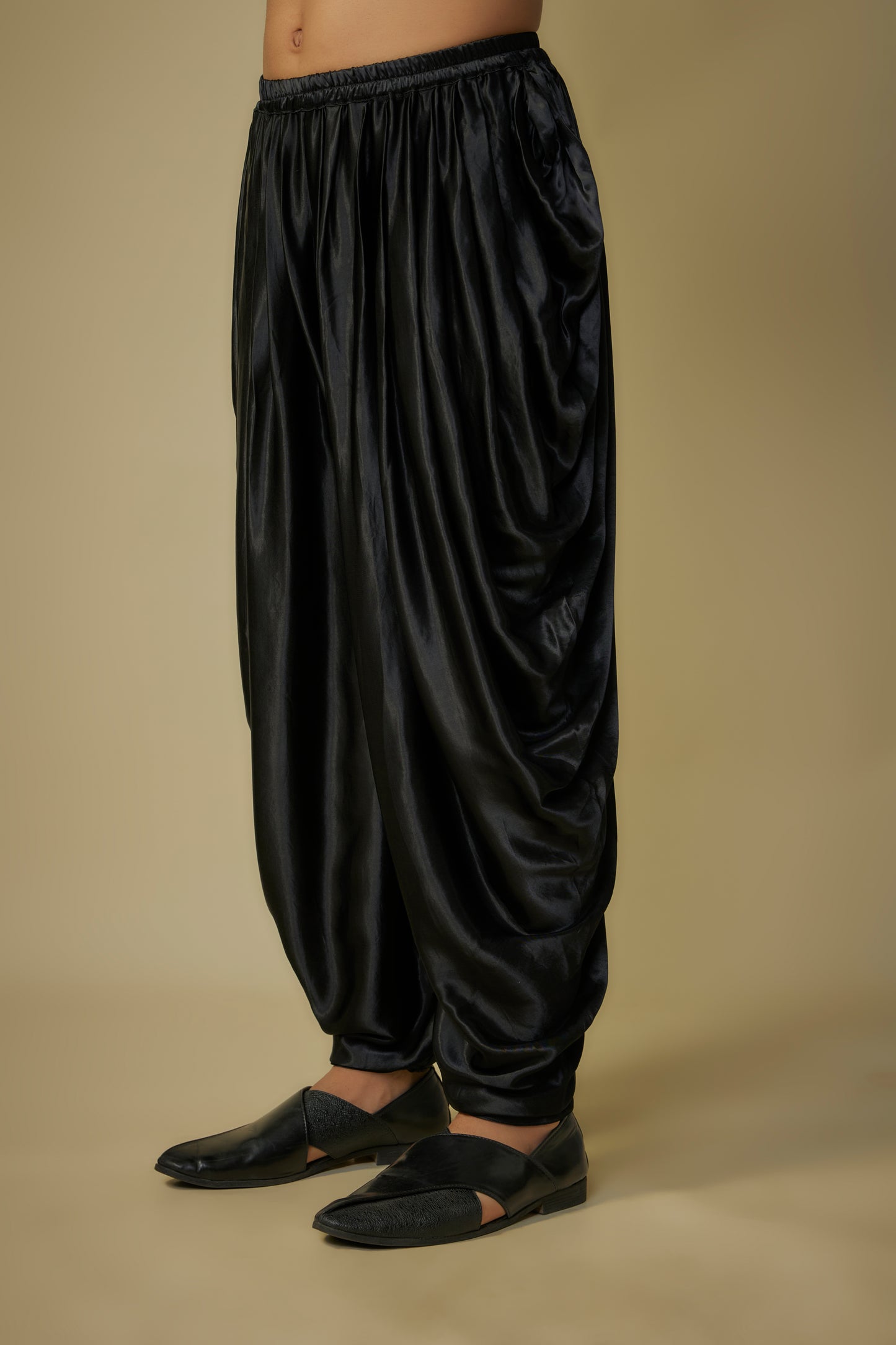BLACK KURTA SET
