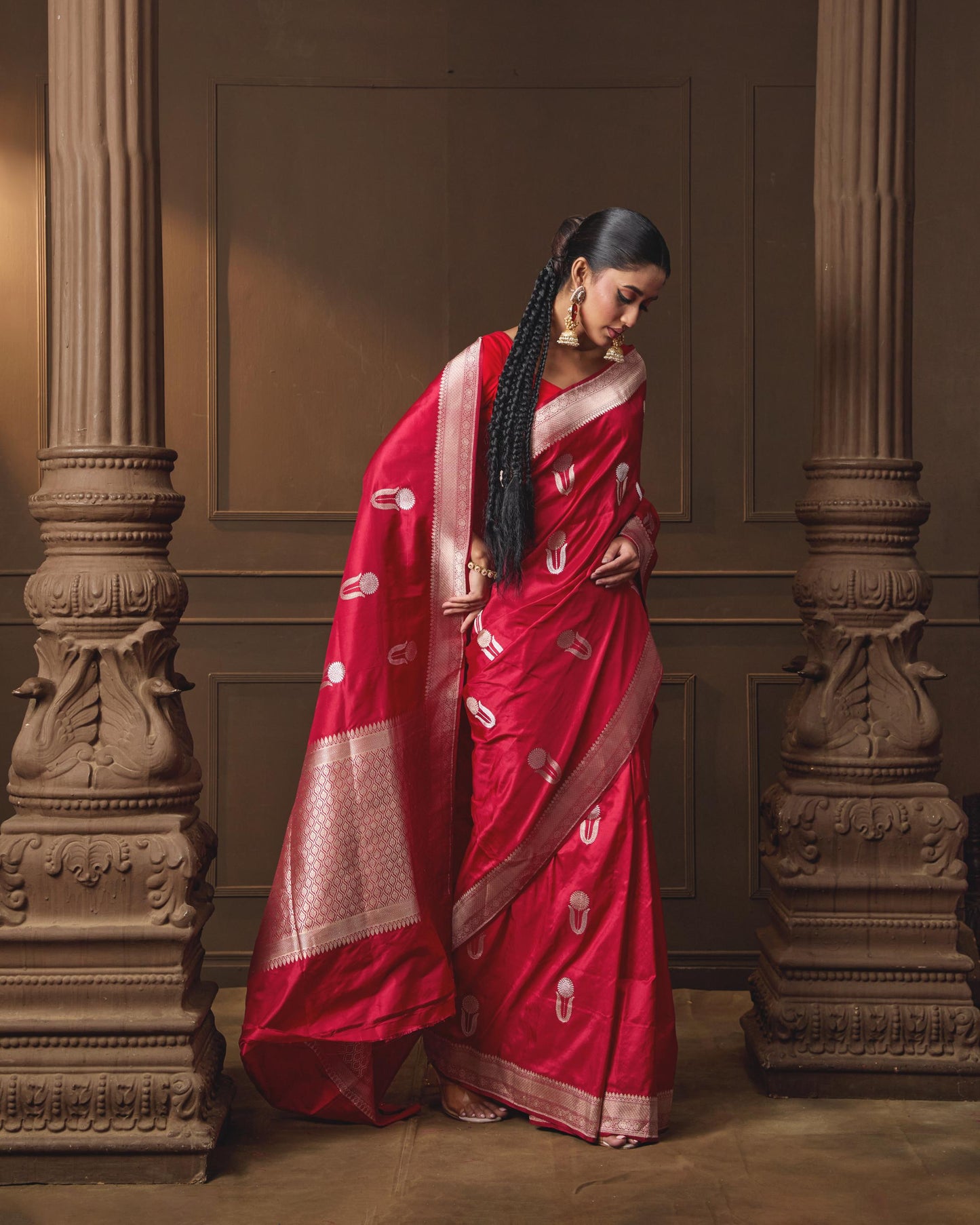 RED SAREE