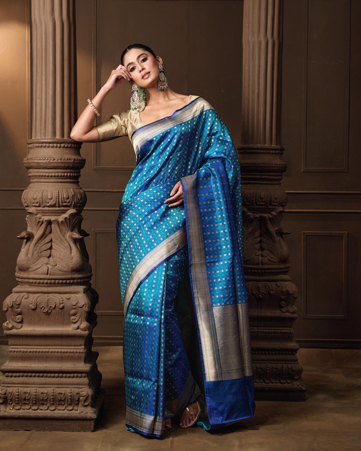 BLUE SAREE
