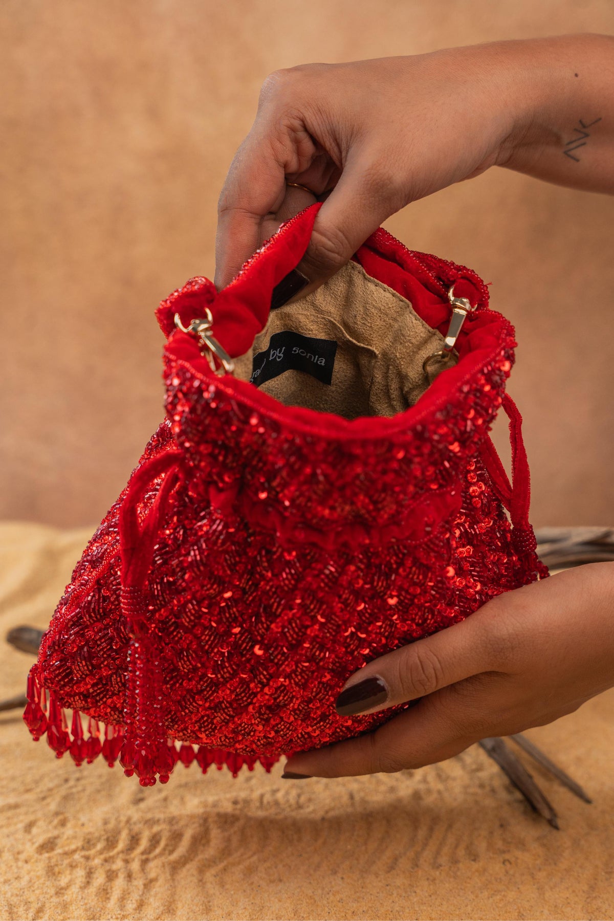 SHIMMER VIEL RED
