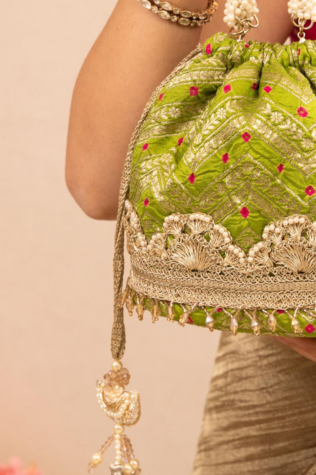 RUMANI BANDHANI BUCKET BAG