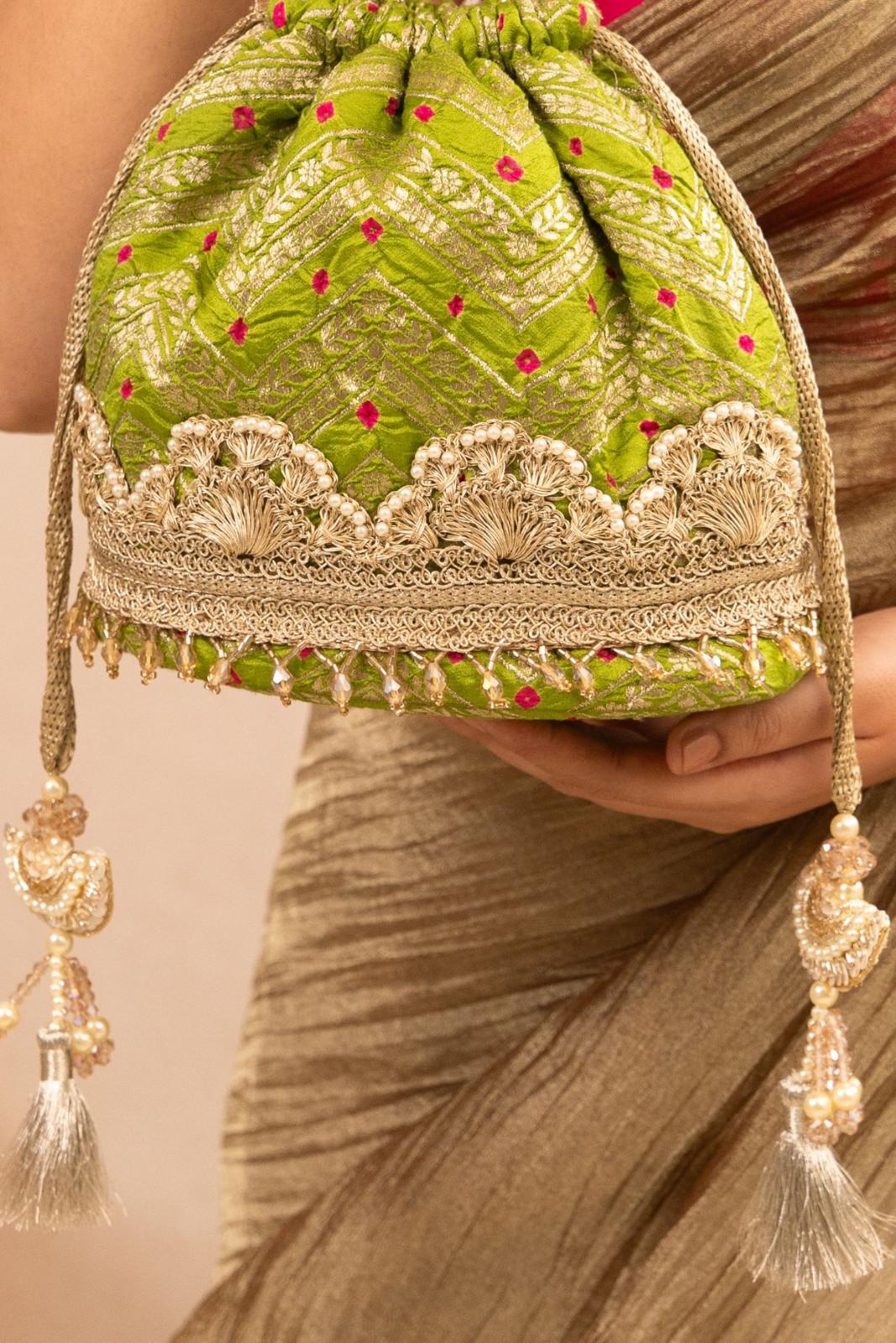 RUMANI BANDHANI BUCKET BAG