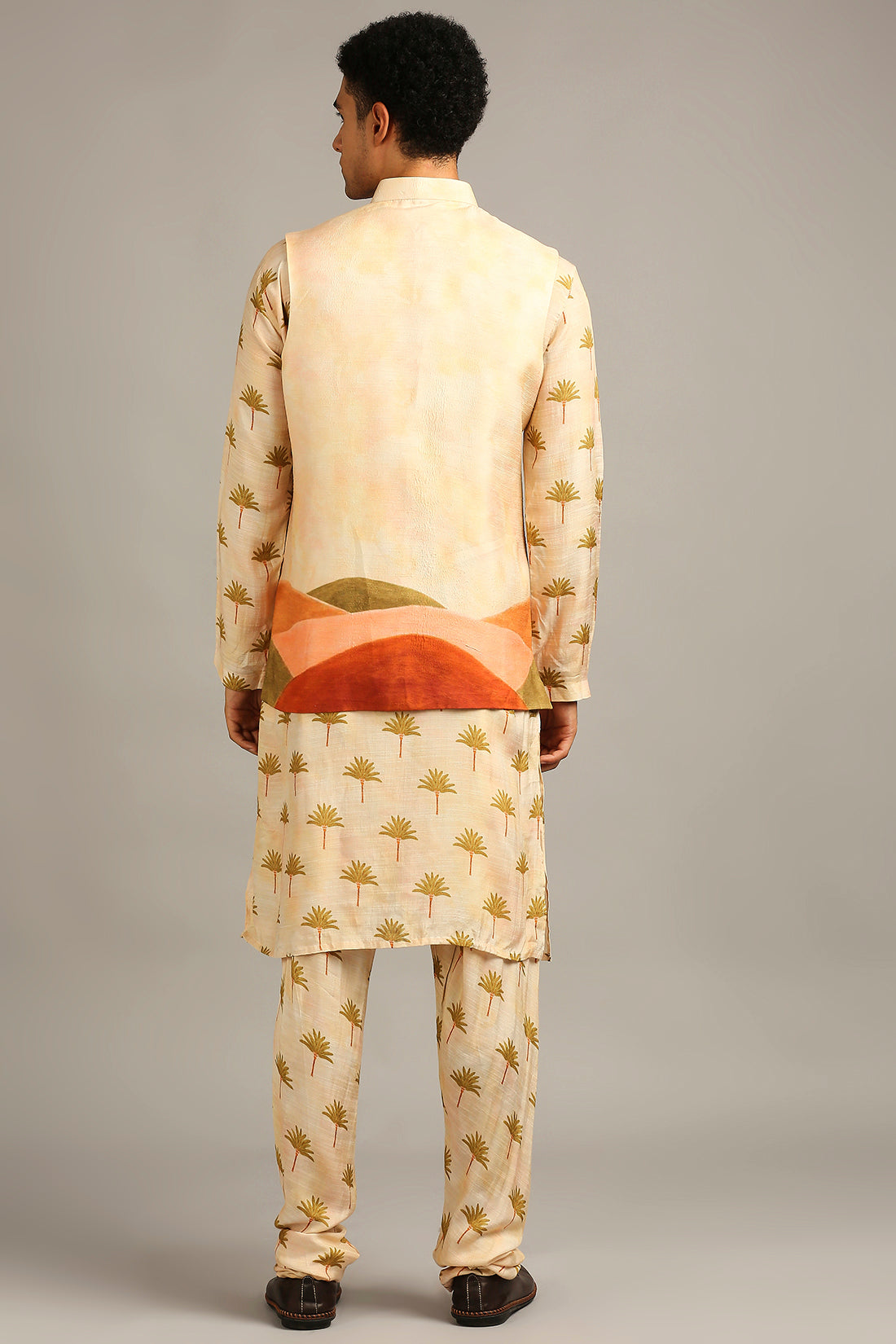 CONVERSATIONAL PRINTED LONGLINE JACKET WITH KURTA SET
