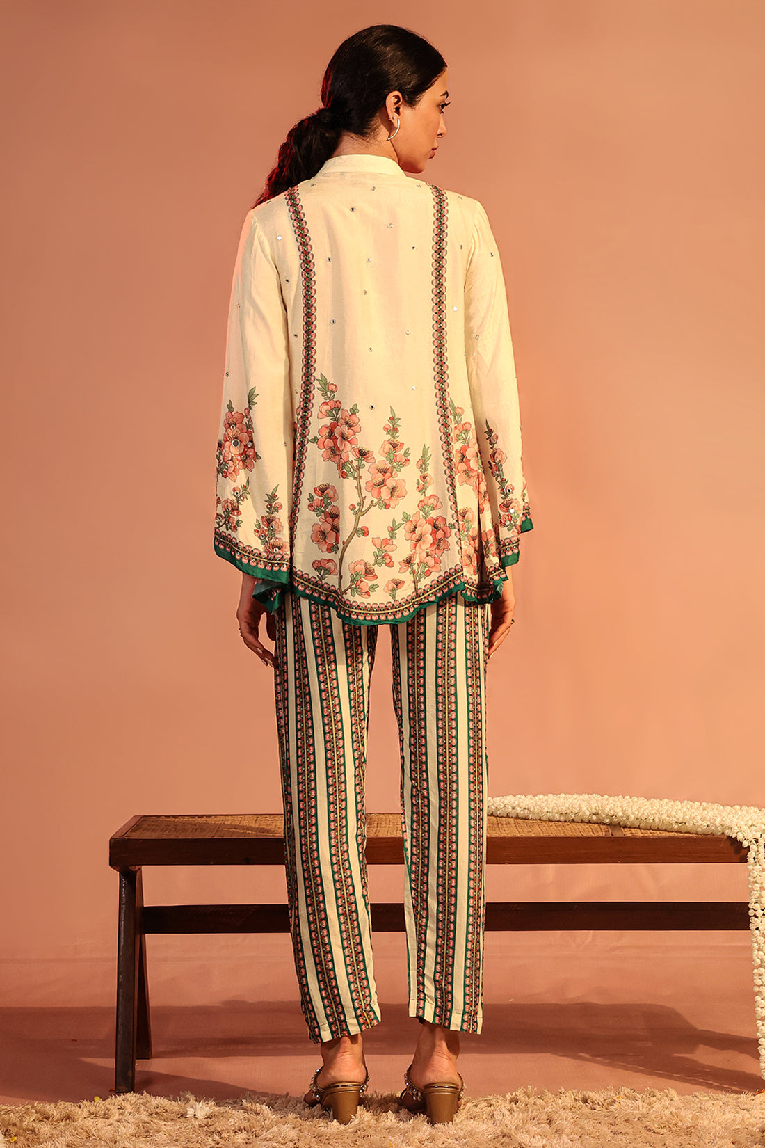 TAMAYA EMBROIDERED KURTA SET