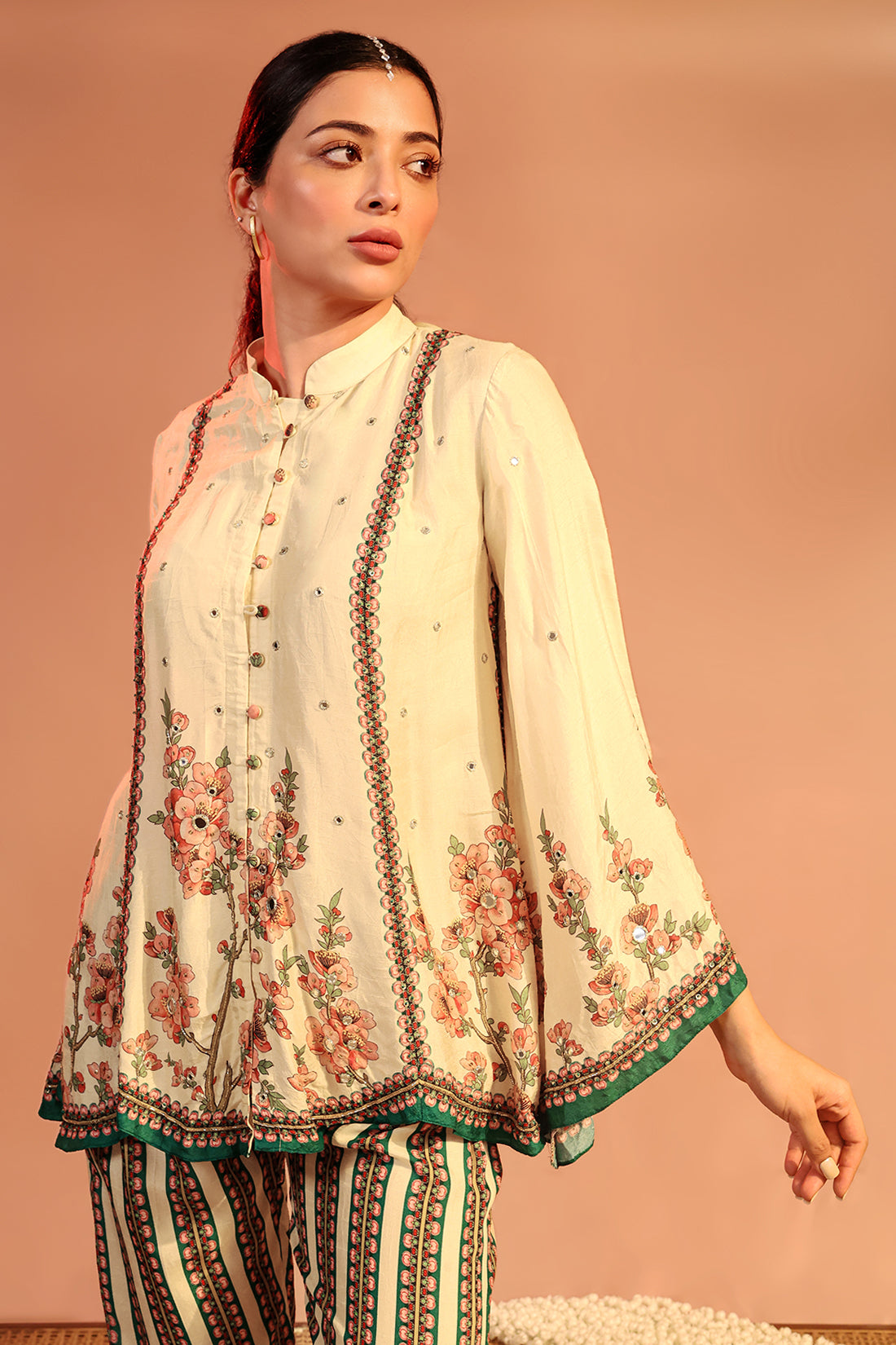 TAMAYA EMBROIDERED KURTA SET