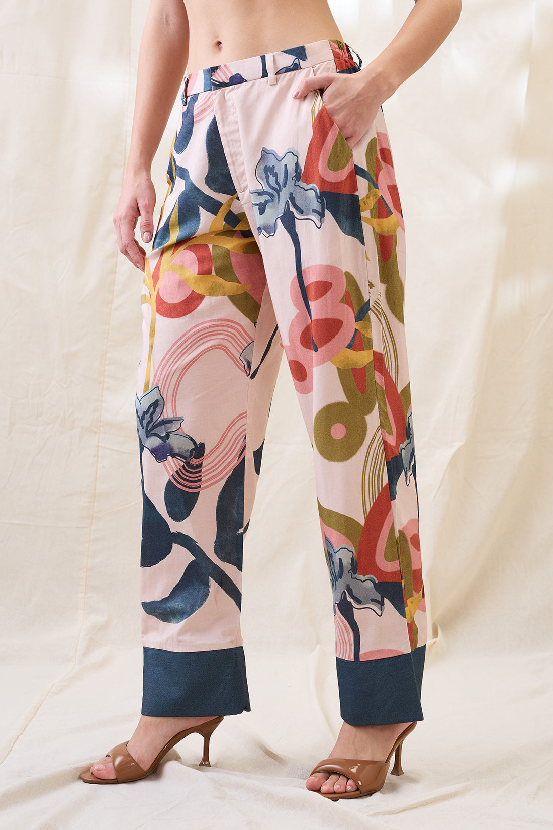 FLORA EMBELLISHED KURTA SET