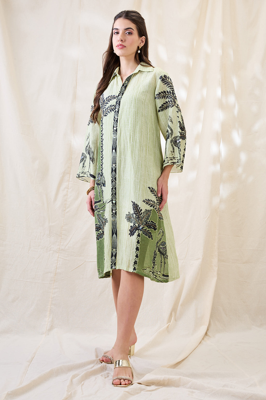 NOORANI EMBELLISHED BOXY DRESS