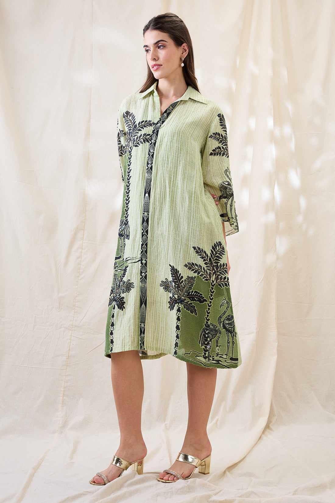 NOORANI EMBELLISHED BOXY DRESS