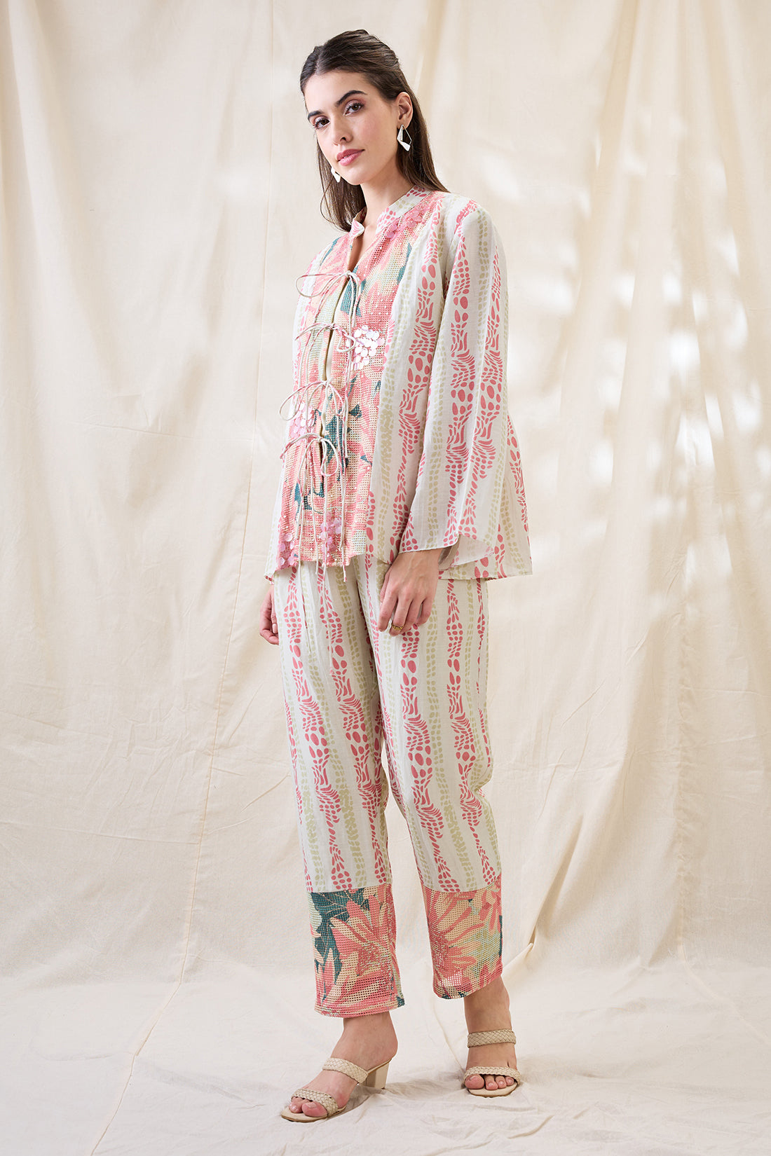 RAVYA EMBELLISHED FRON TIE-UPS CO-ORD SET