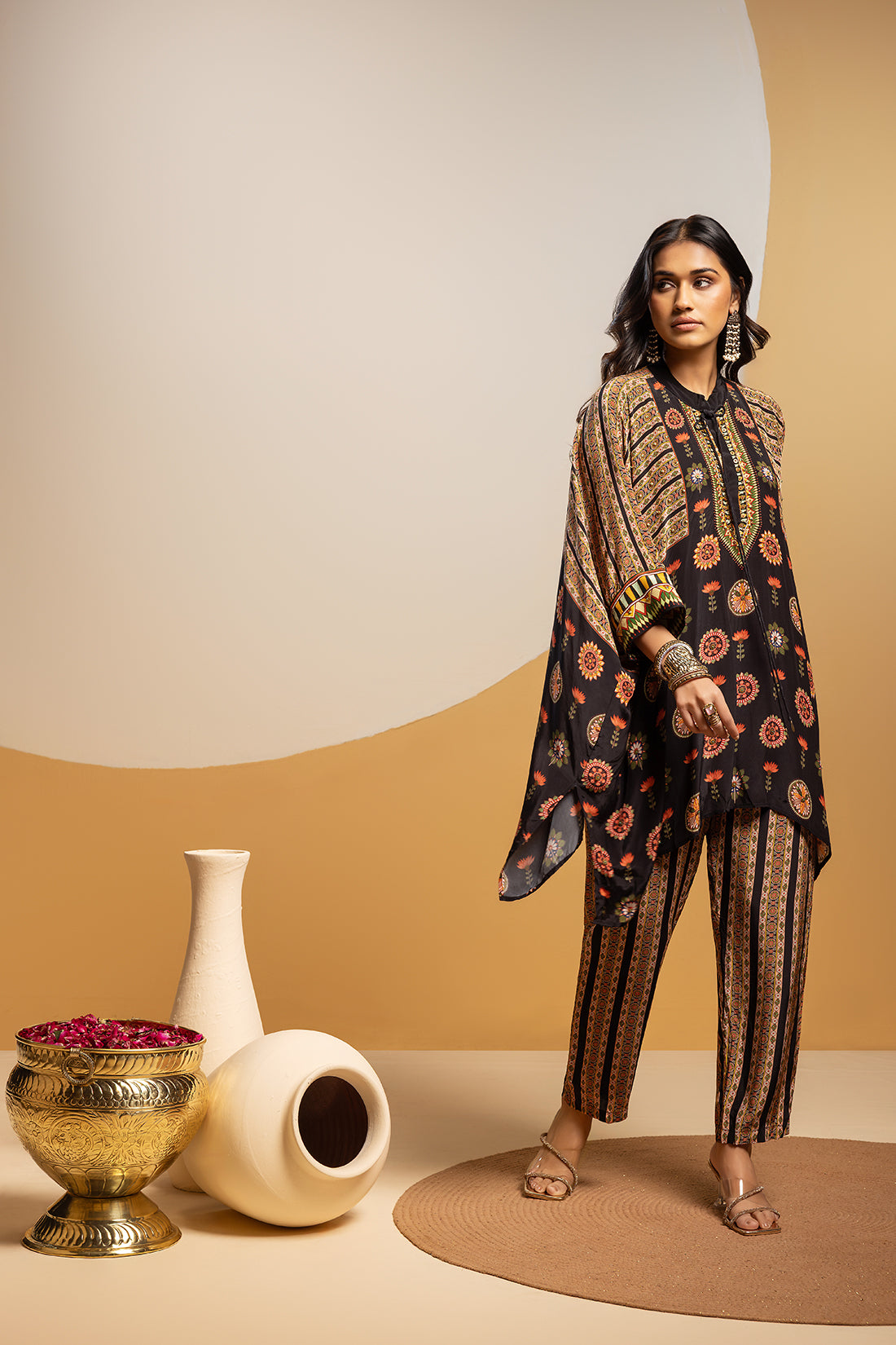 TAARANI EMBELLISHED KIMONO KURTA SET