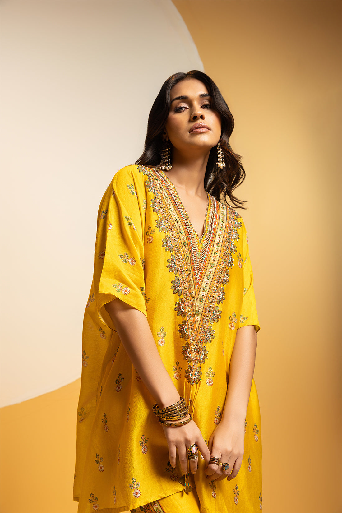 TAARANI EMBELLISHED V-NECK KURTA SET