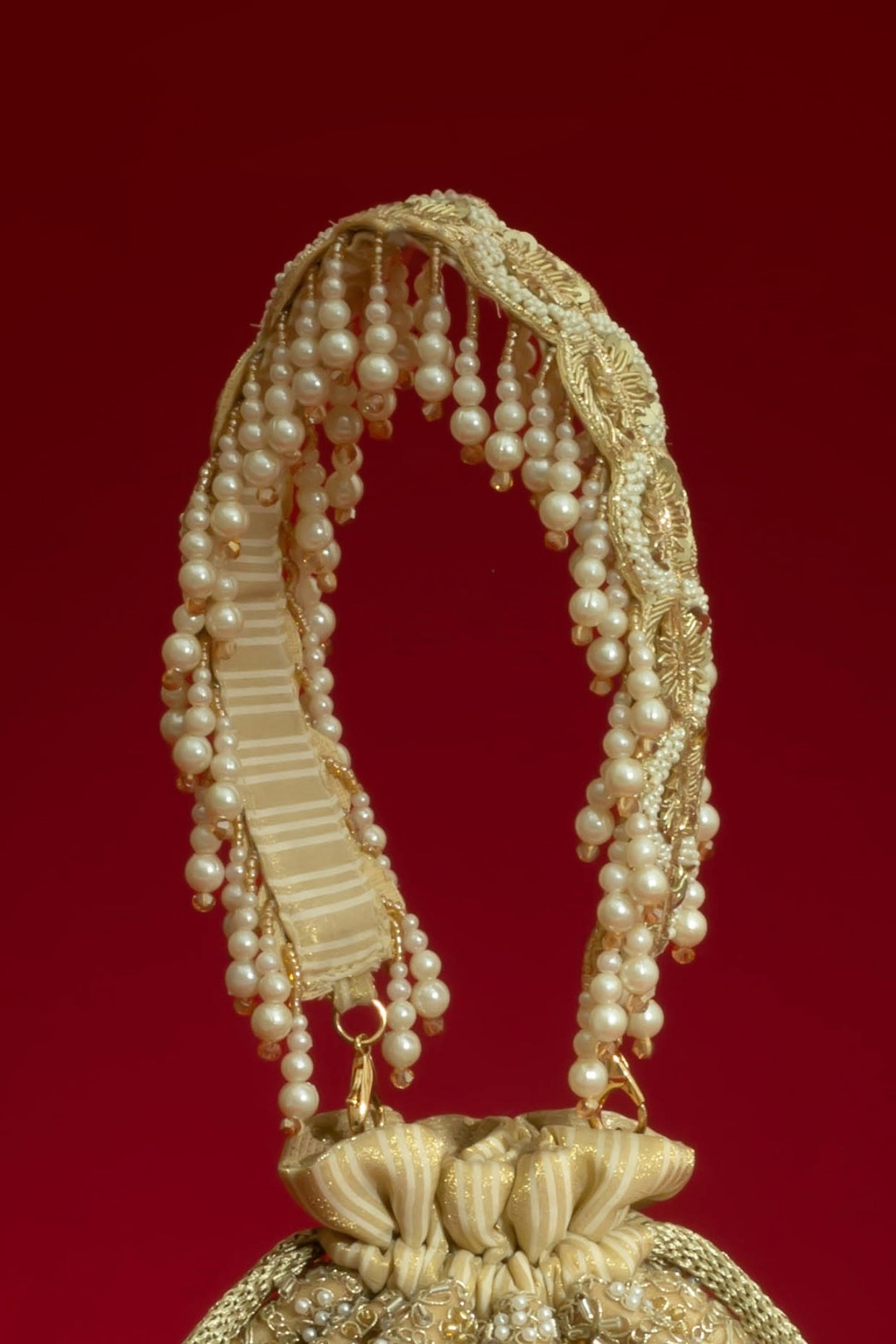 SAJNI PEARL EMBROIDERED MINI POTLI - GOLD