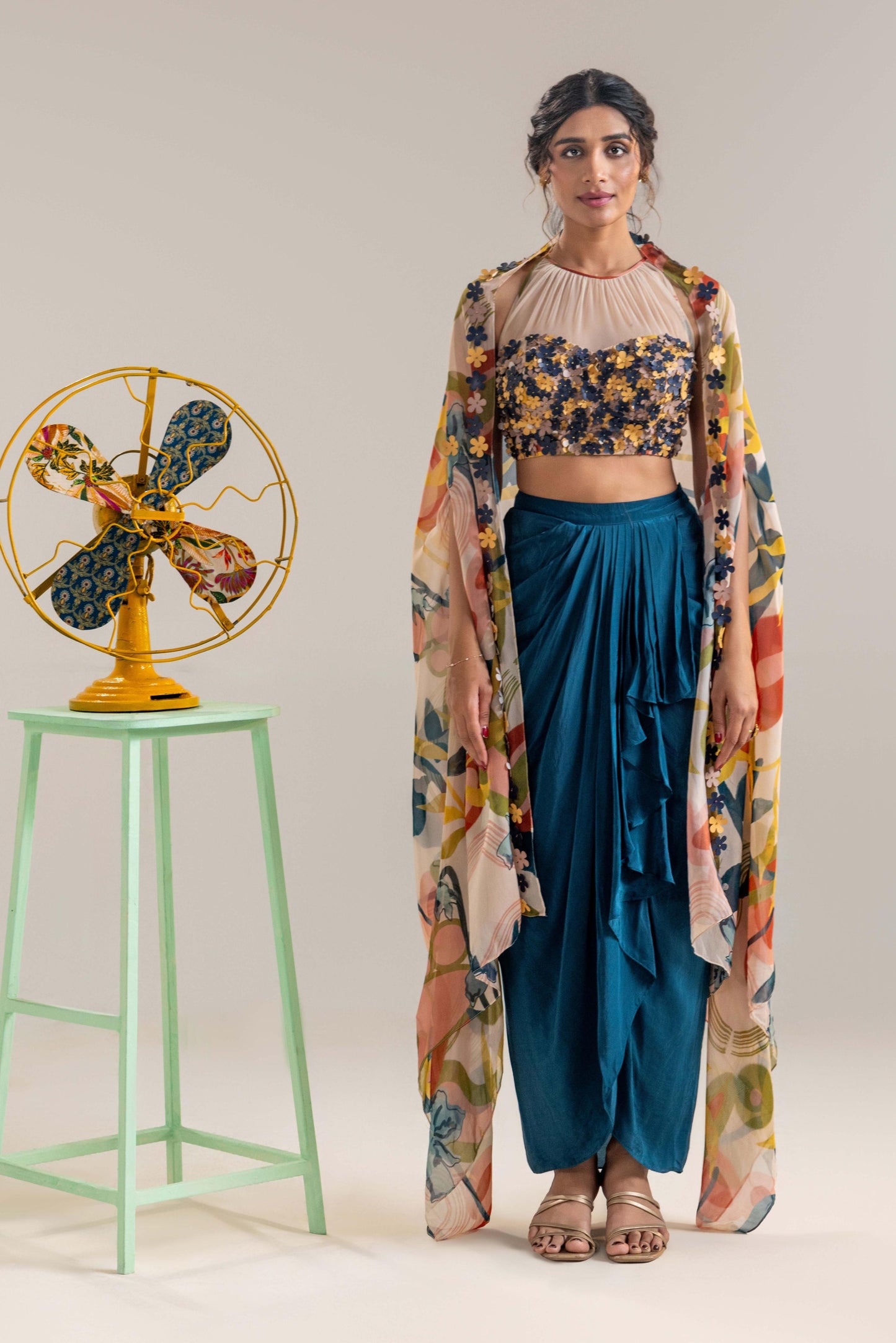 FLORA EMBROIDERED DRAPE SKIRT SET WITH A CAPE