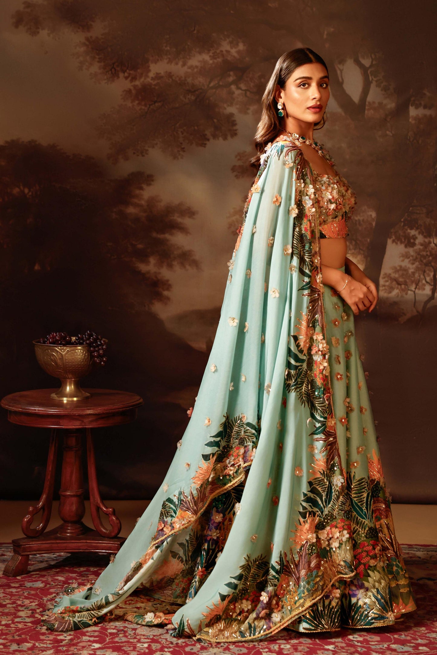 KAIRA EMBROIDERED LEHENGHA SET