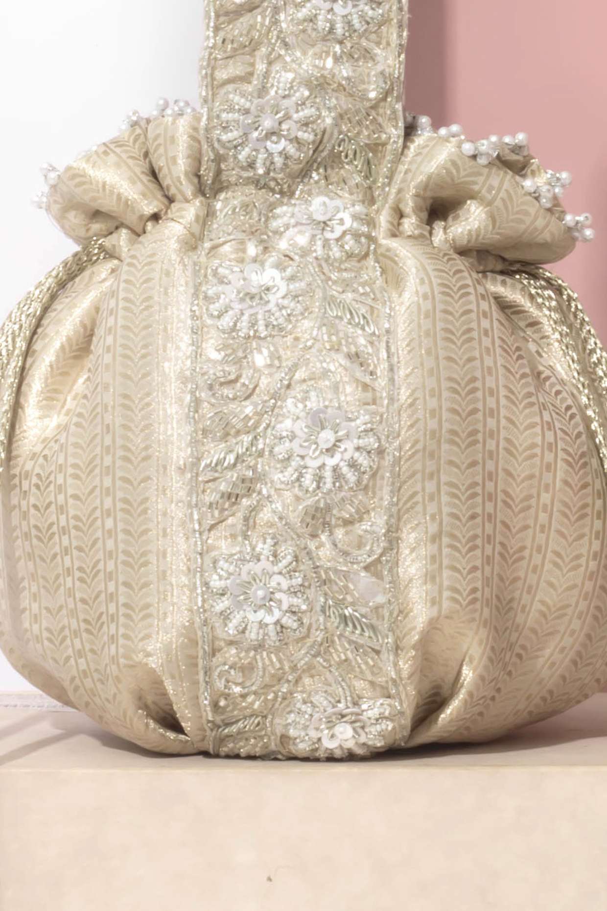 TEJ SILVER ROUND POTLI