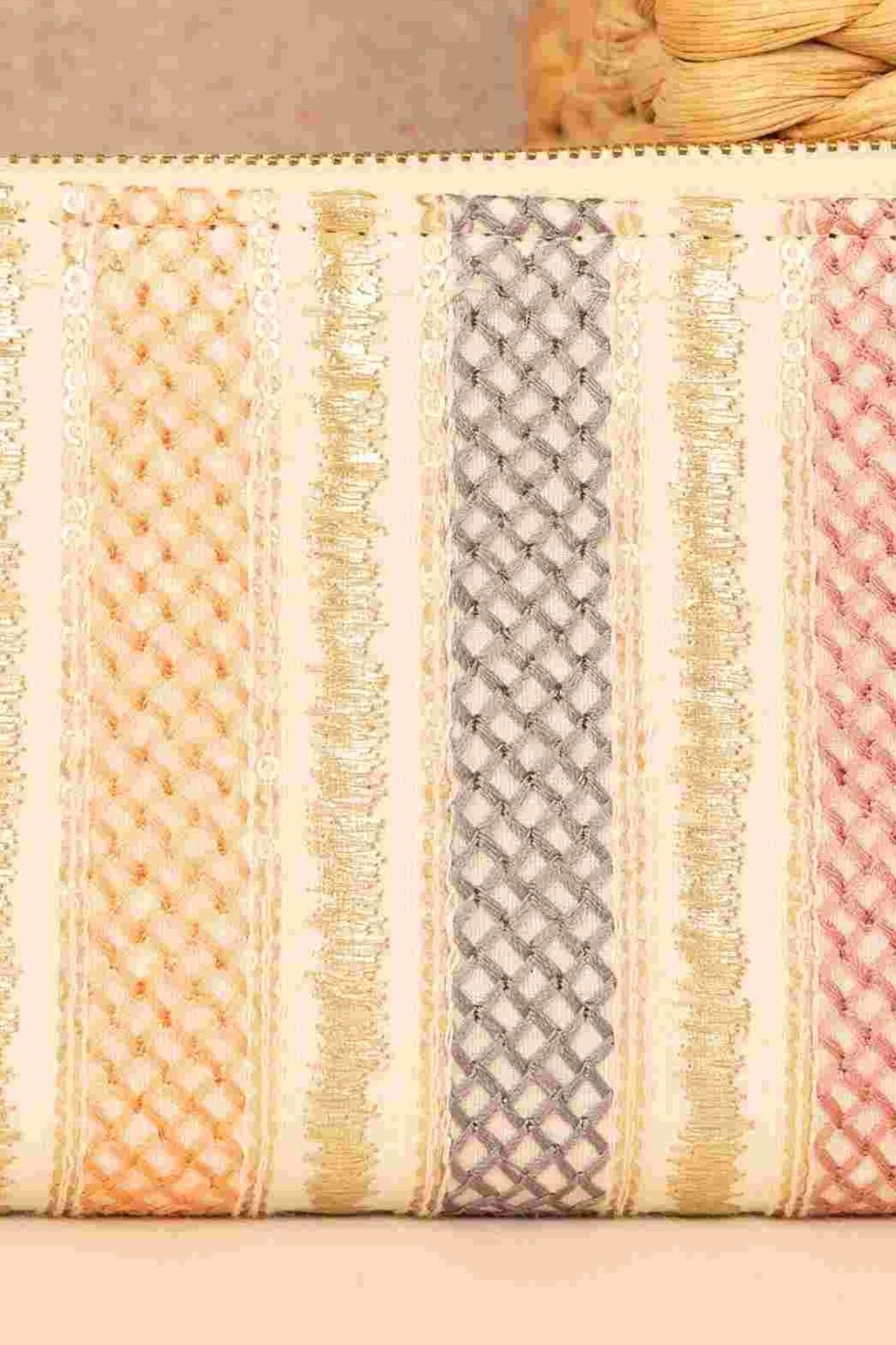 TINSEL EMBROIDERED WALLET