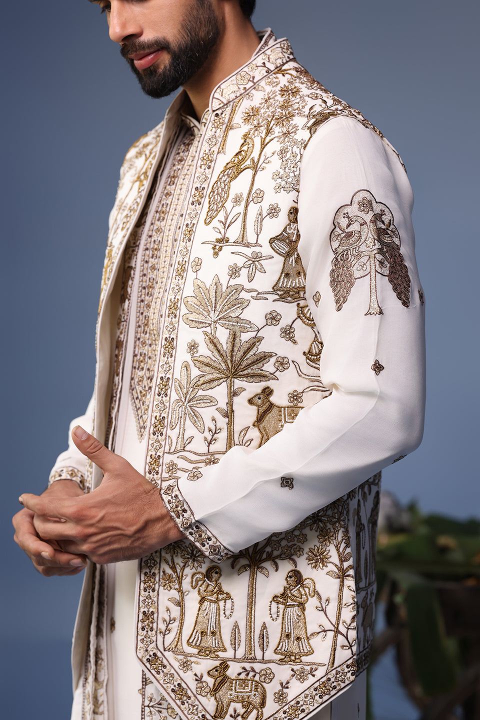 AATIF PICHWAI IVORY KURTA JACKET SET