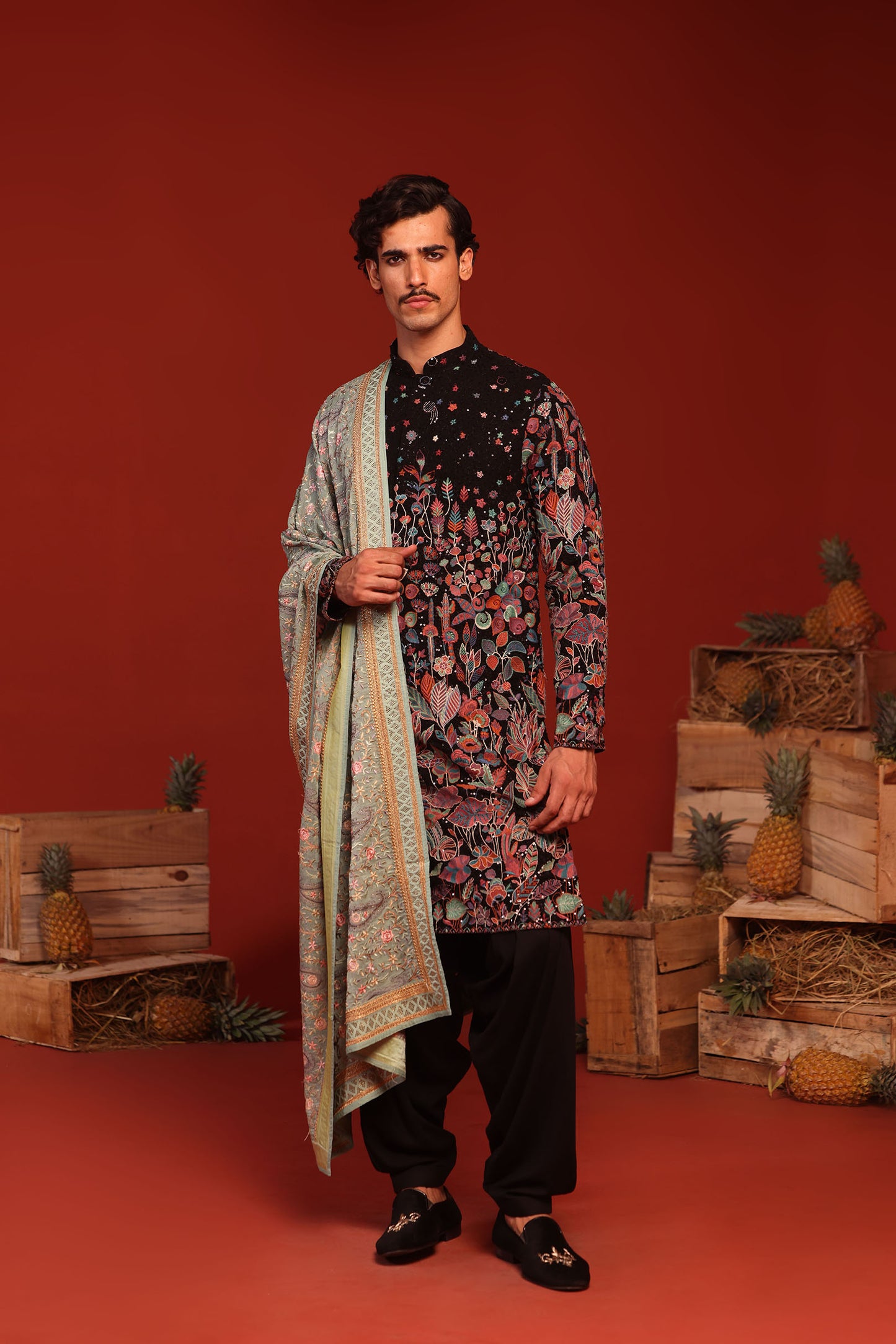 SHASHWAT BLACK KURTA SET