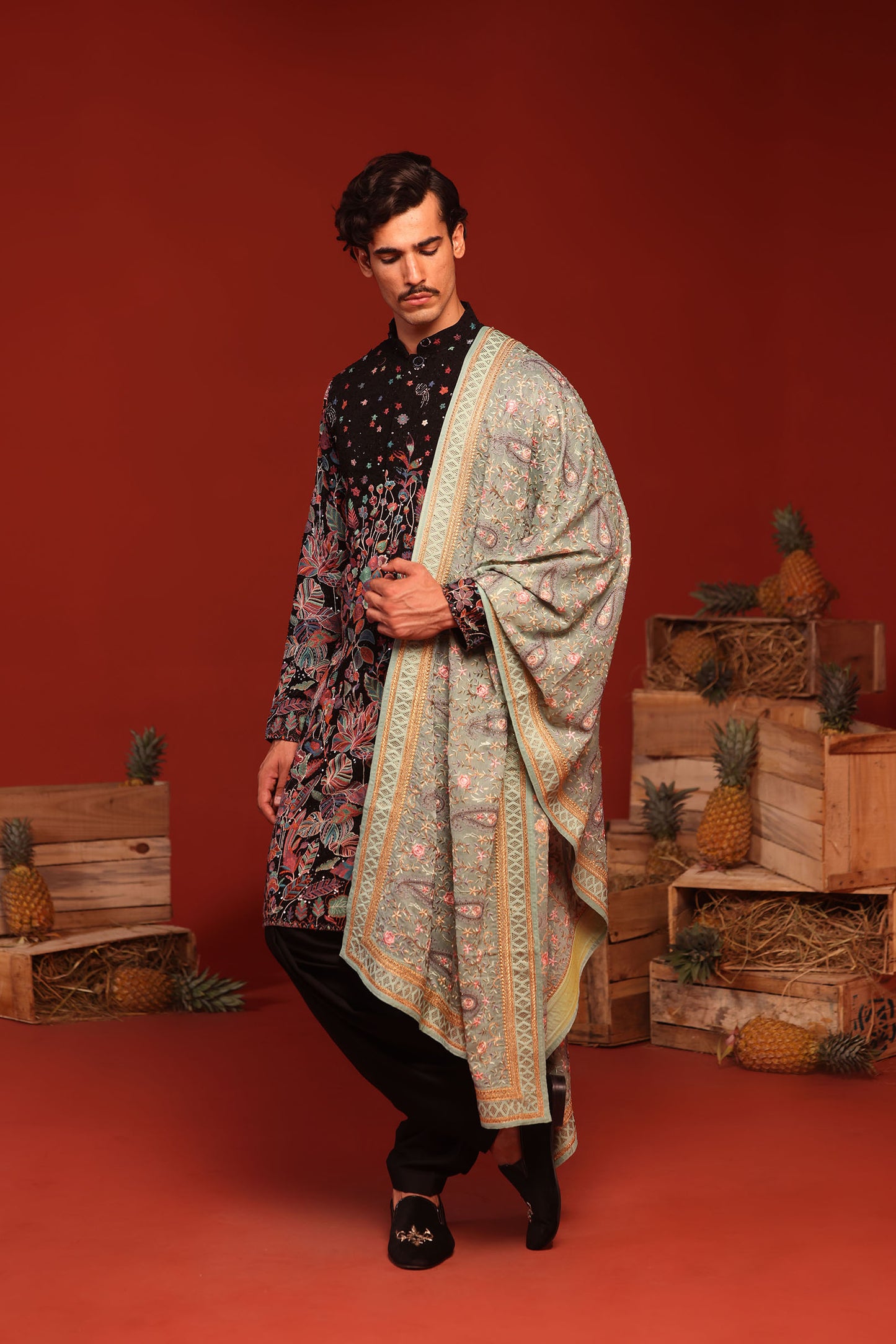 SHASHWAT BLACK KURTA SET