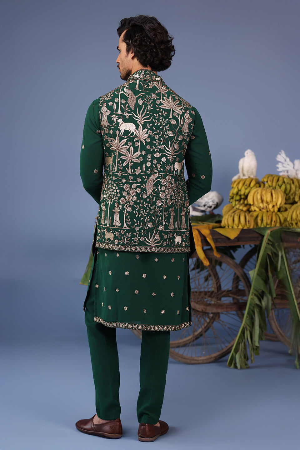 AZAN PICHWAI ZARI BOTTLE GREEN KURTA SET