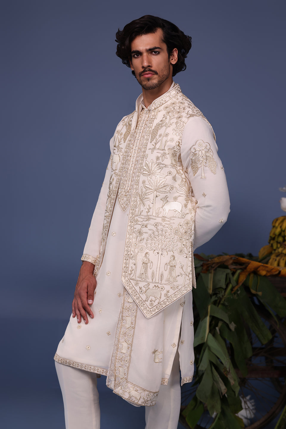 HAYAN PICHWAI RESHAM IVORY KURTA JACKET SET