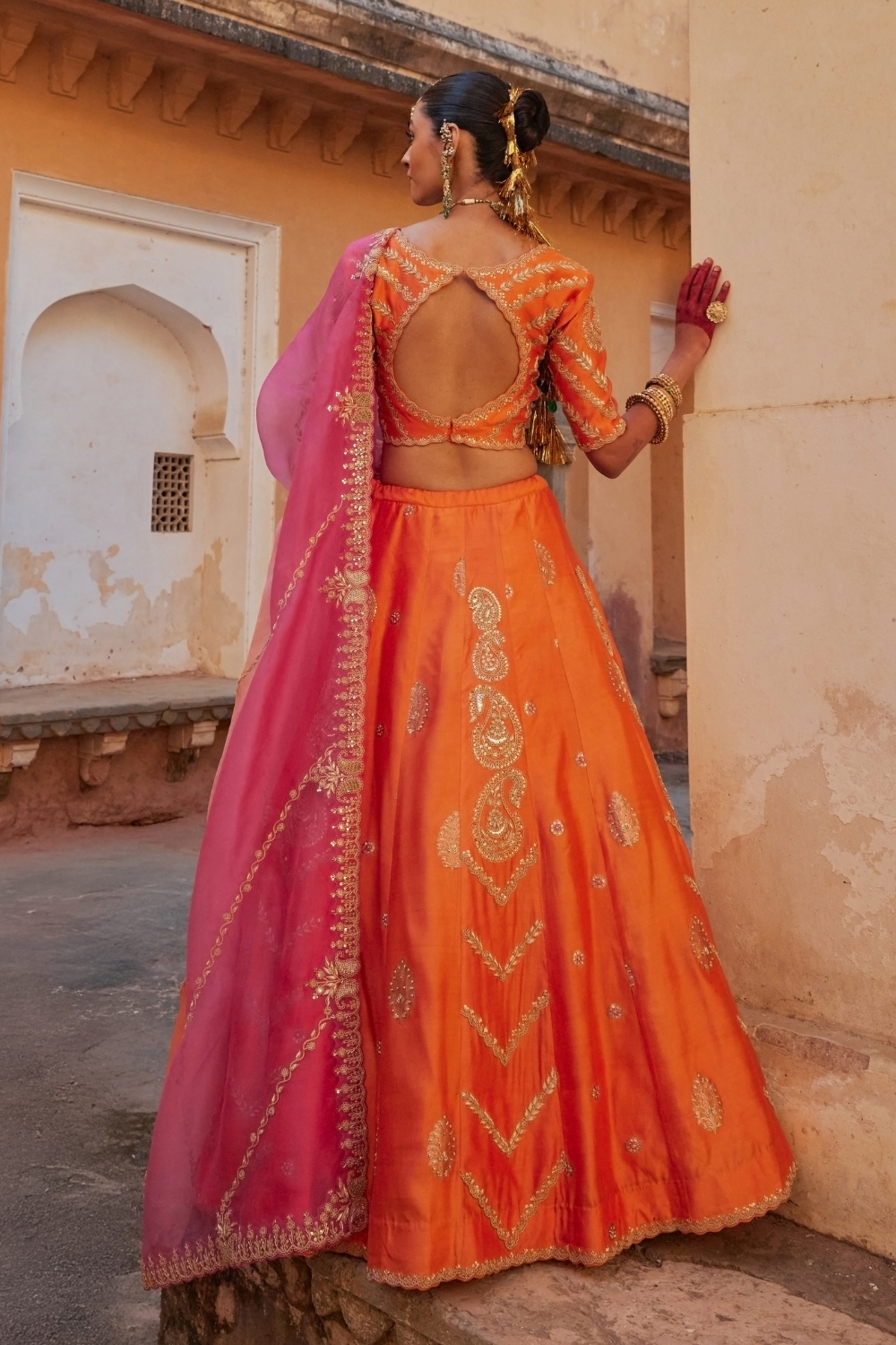 SURAJ MOOKHI LEHENGA SET