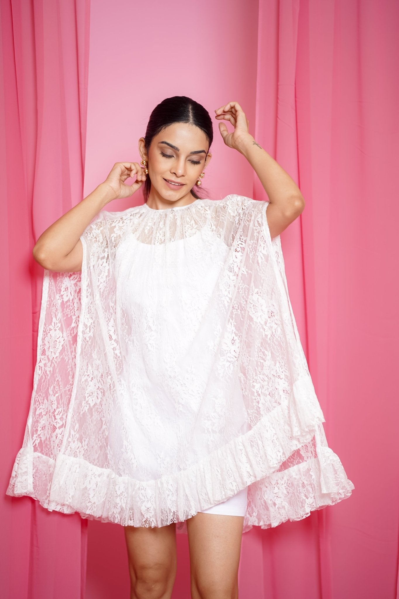 ANGELIQUE LACE CAPE DRESS IN IVORY - White Maison de Couture