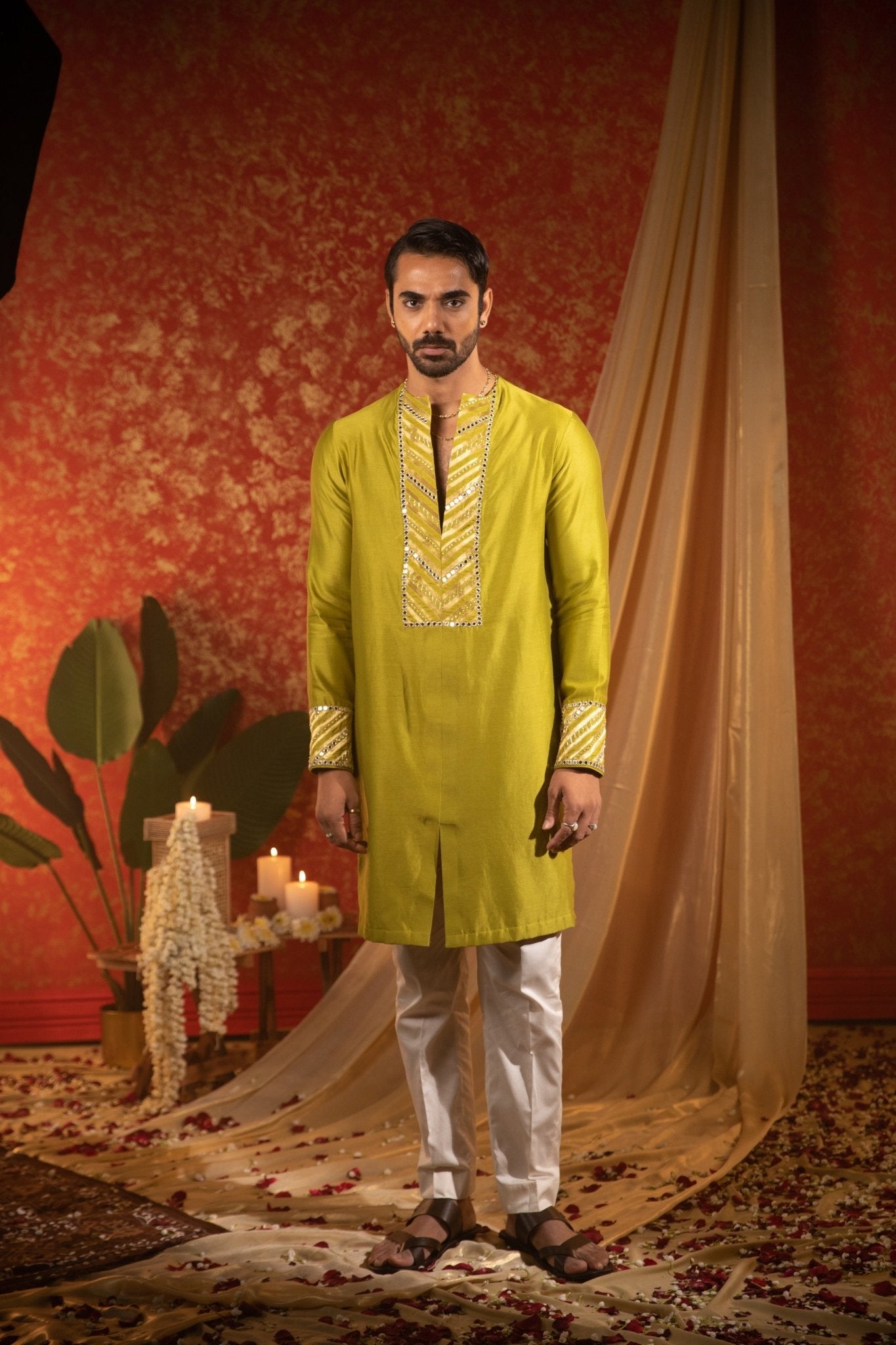 BANARASI PATCH WORK KURTA STOLE SET - White Maison de Couture