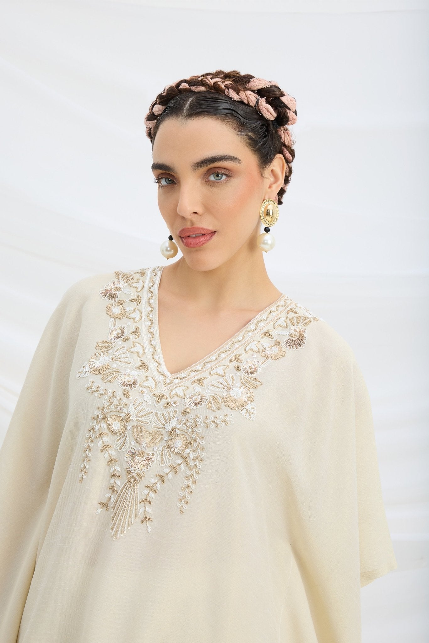 BEIGE EMBROIDERED KAFTAN WITH BOTTOM - White Maison de Couture